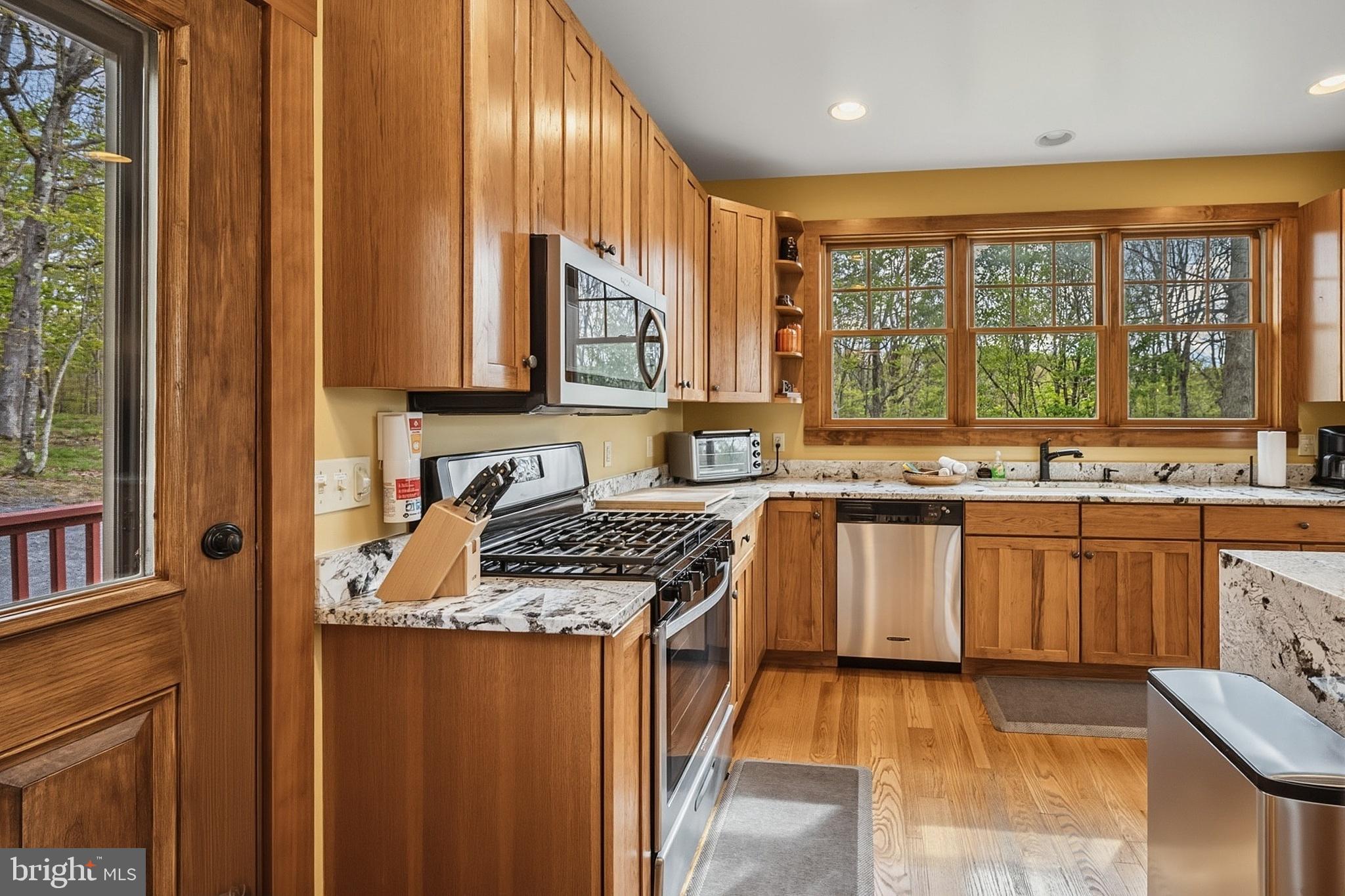 HICKORY RIDGE - Residential