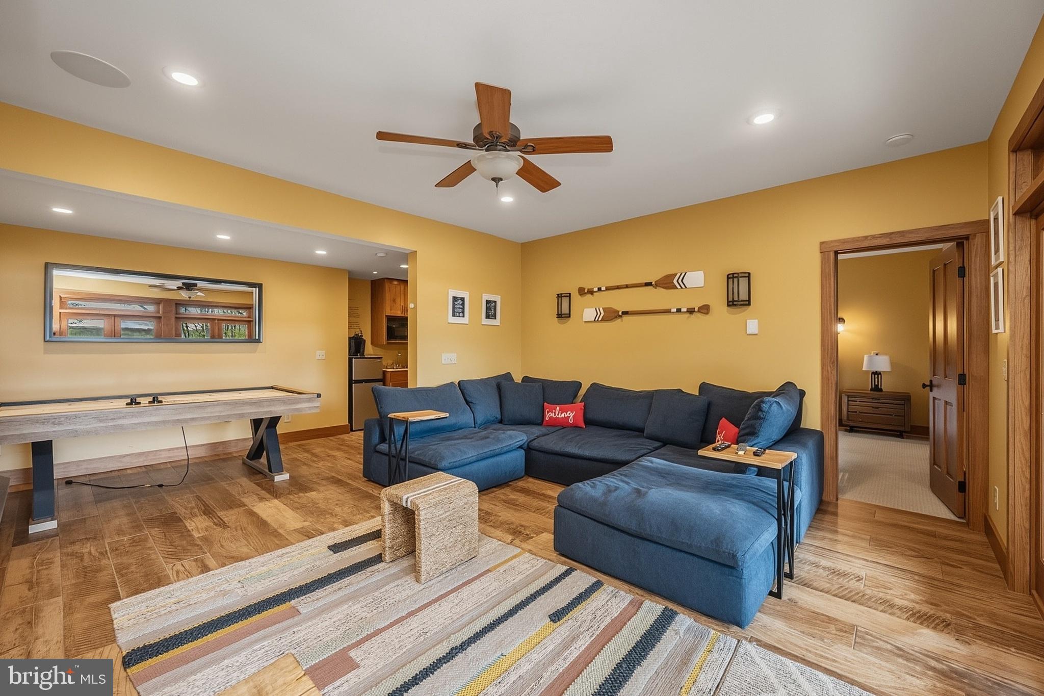 HICKORY RIDGE - Residential