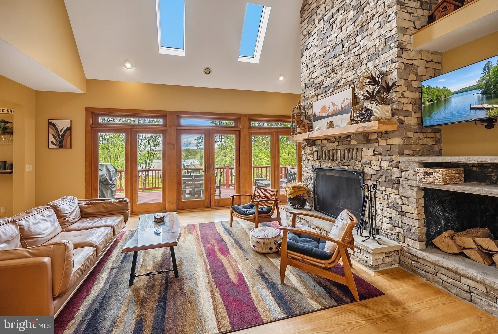 HICKORY RIDGE - Residential