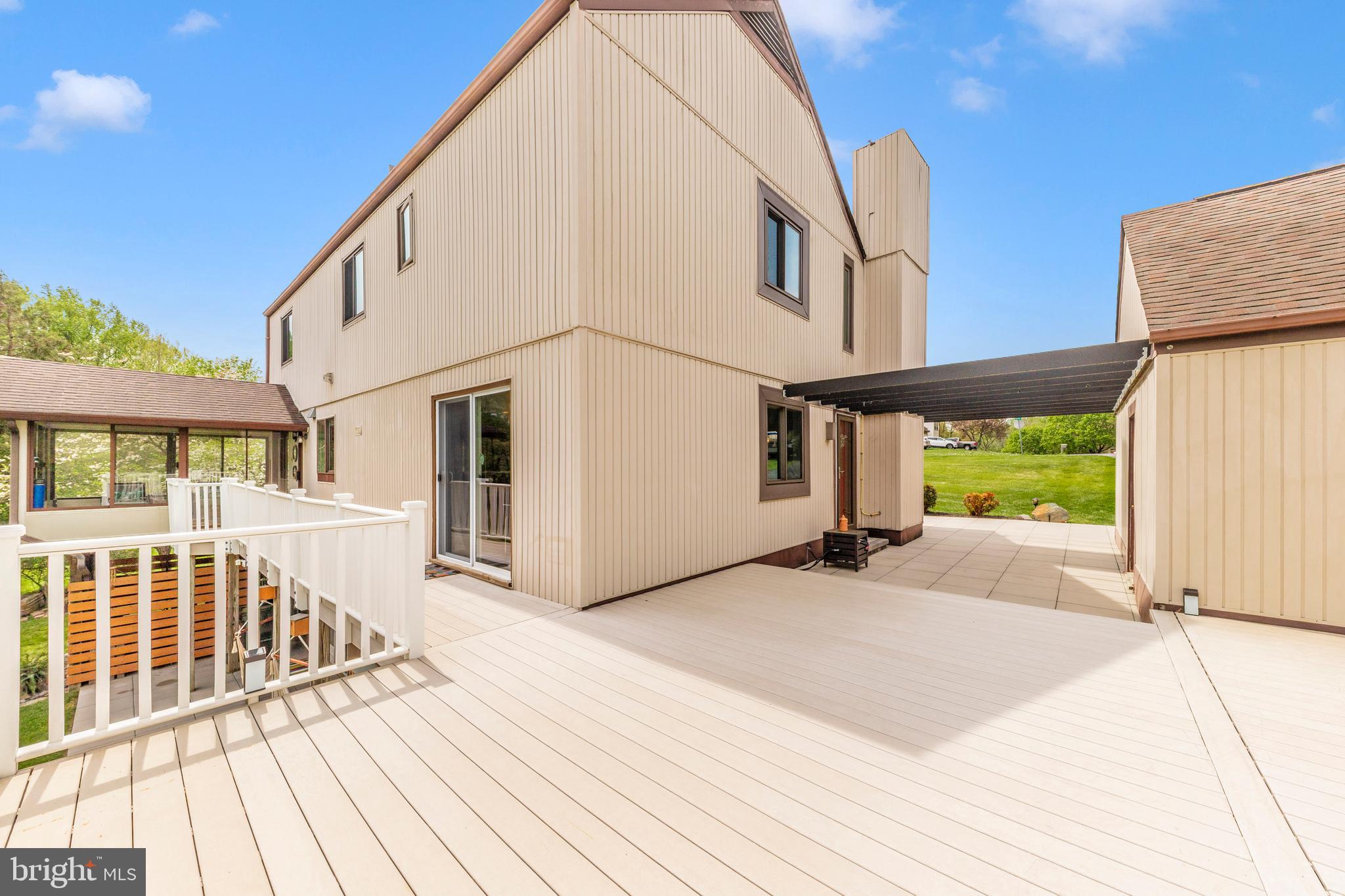 LOCH HAVEN - Residential