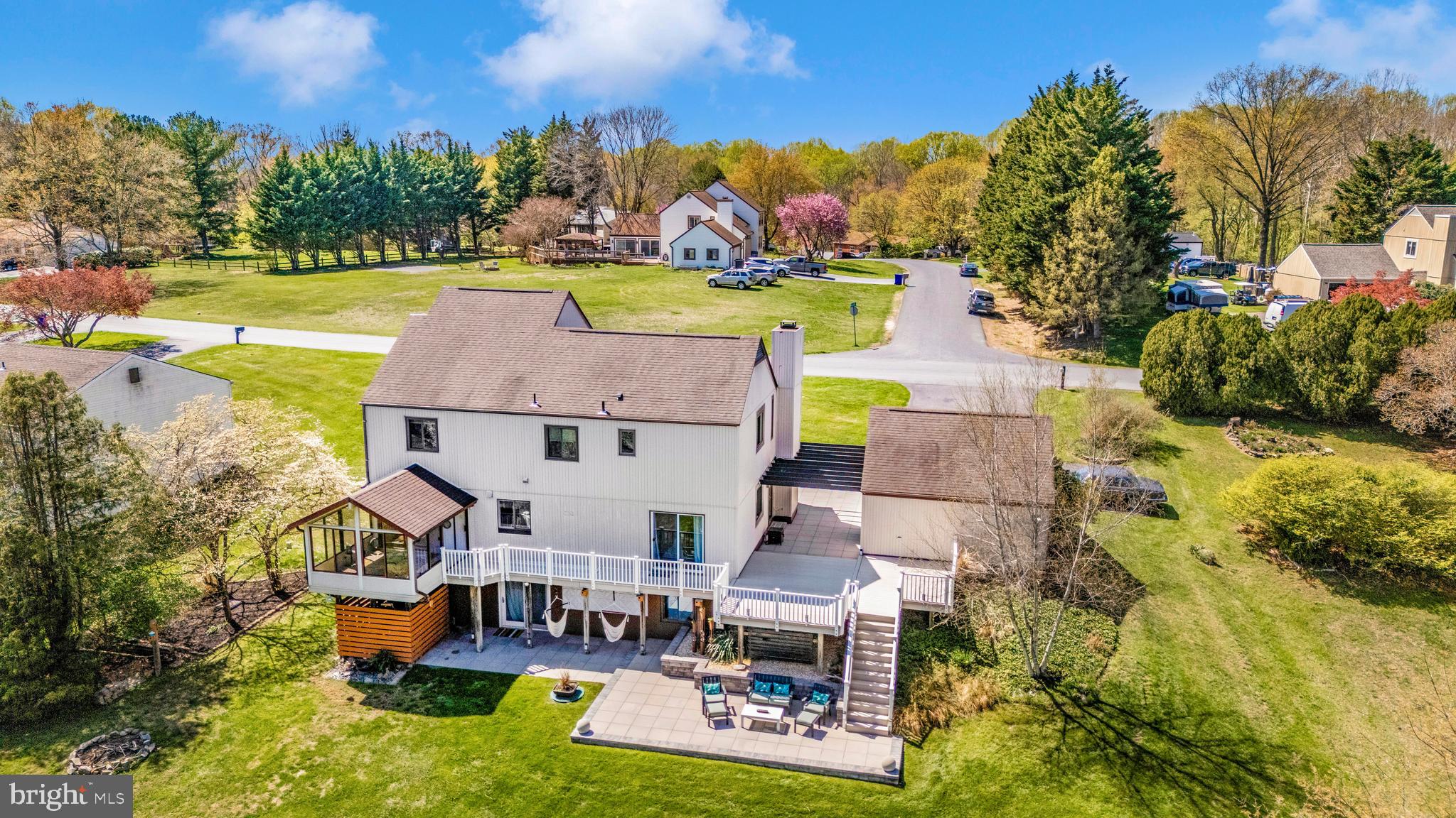 LOCH HAVEN - Residential