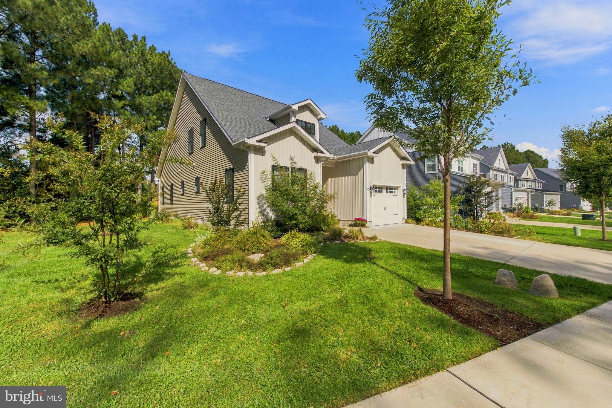 1 STINGRAY HARBOR DRIVE