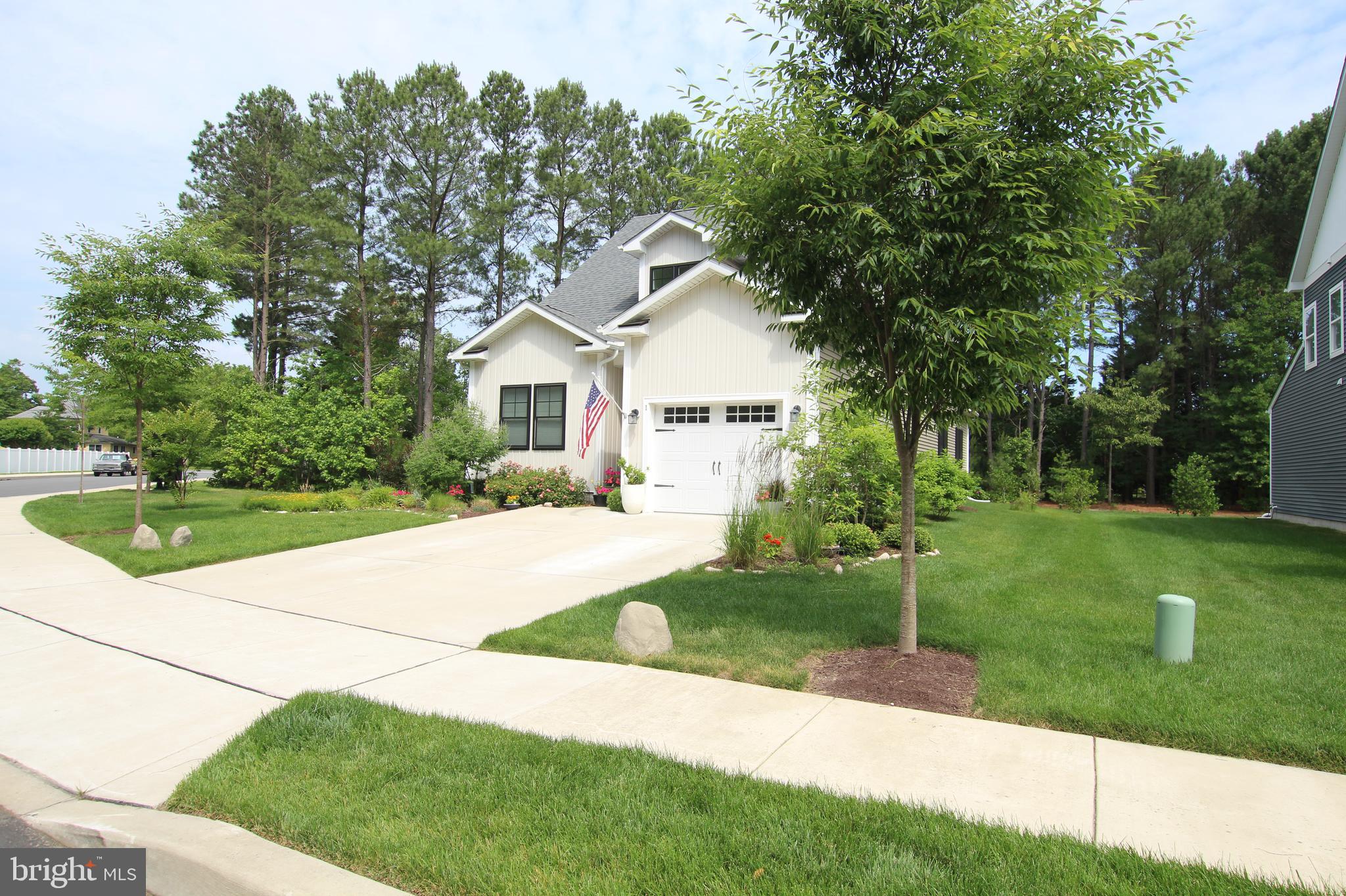 1 STINGRAY HARBOR DRIVE
