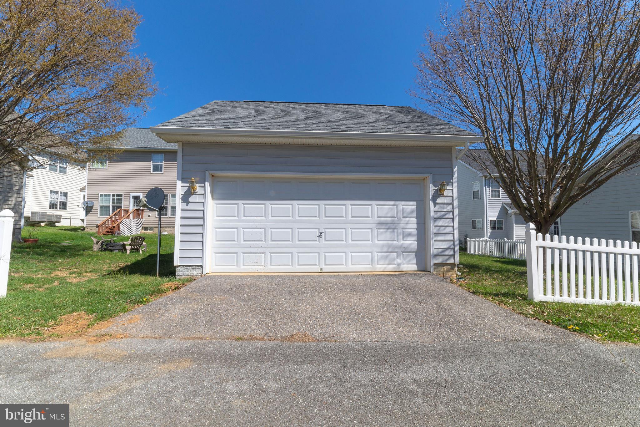 HUNTFIELD - Residential