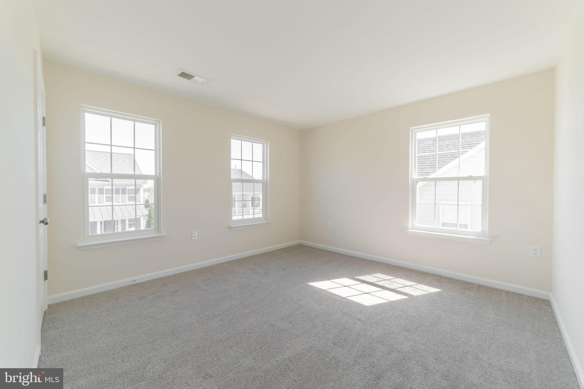 HUNTFIELD - Residential