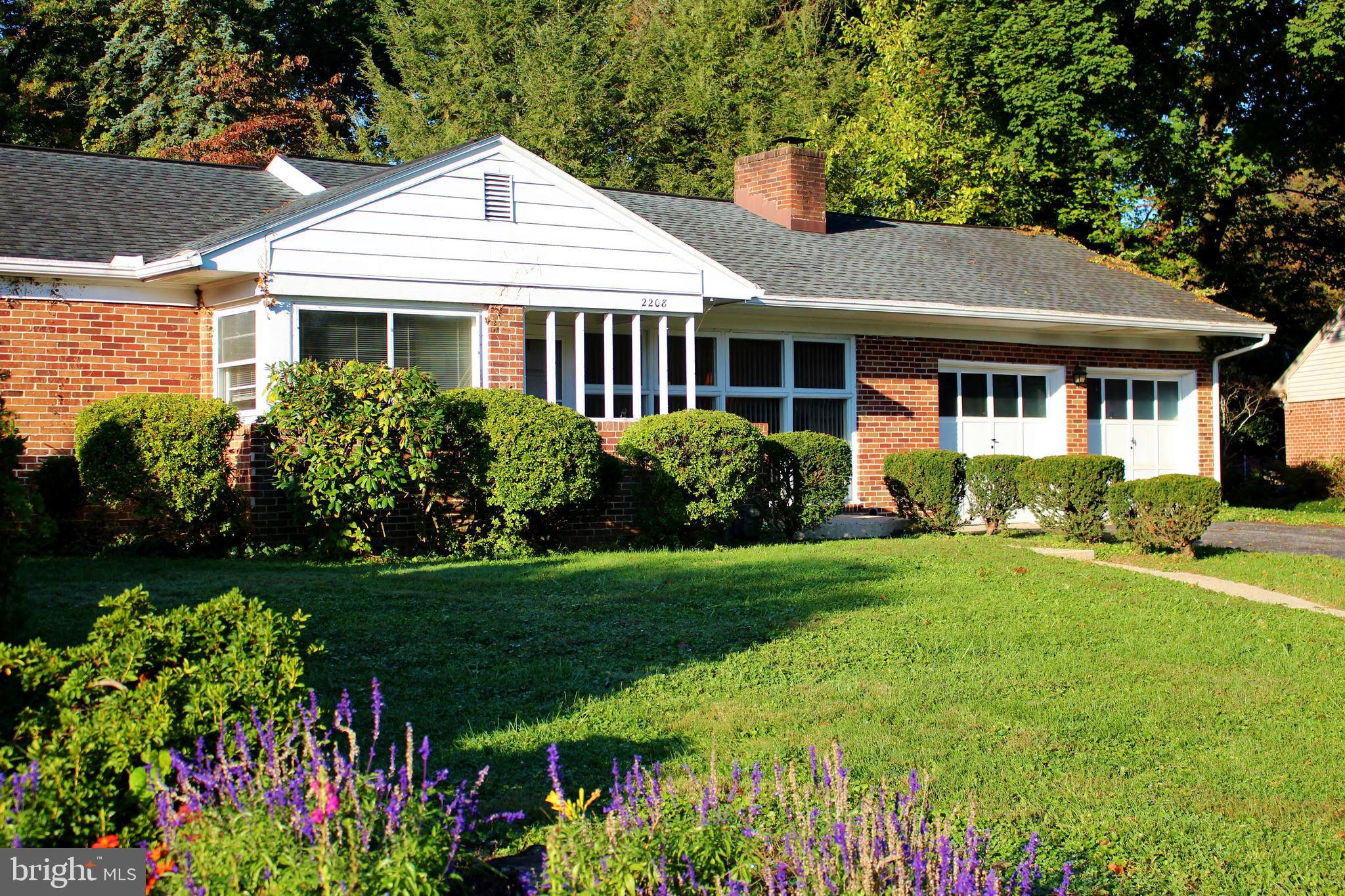 OLD EAST YORK - Residential