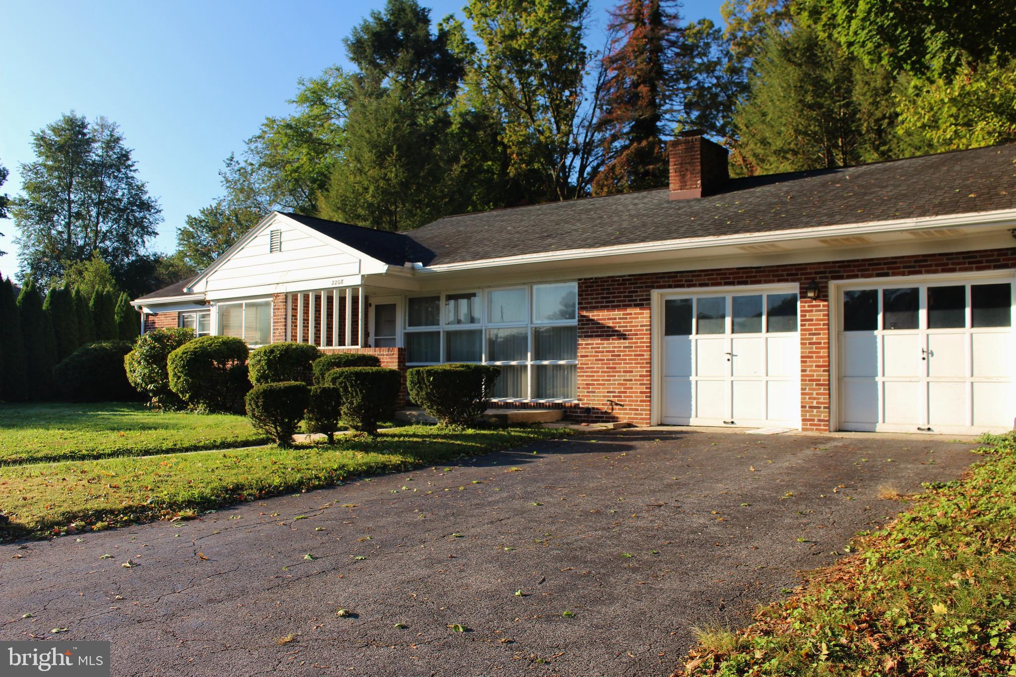 OLD EAST YORK - Residential