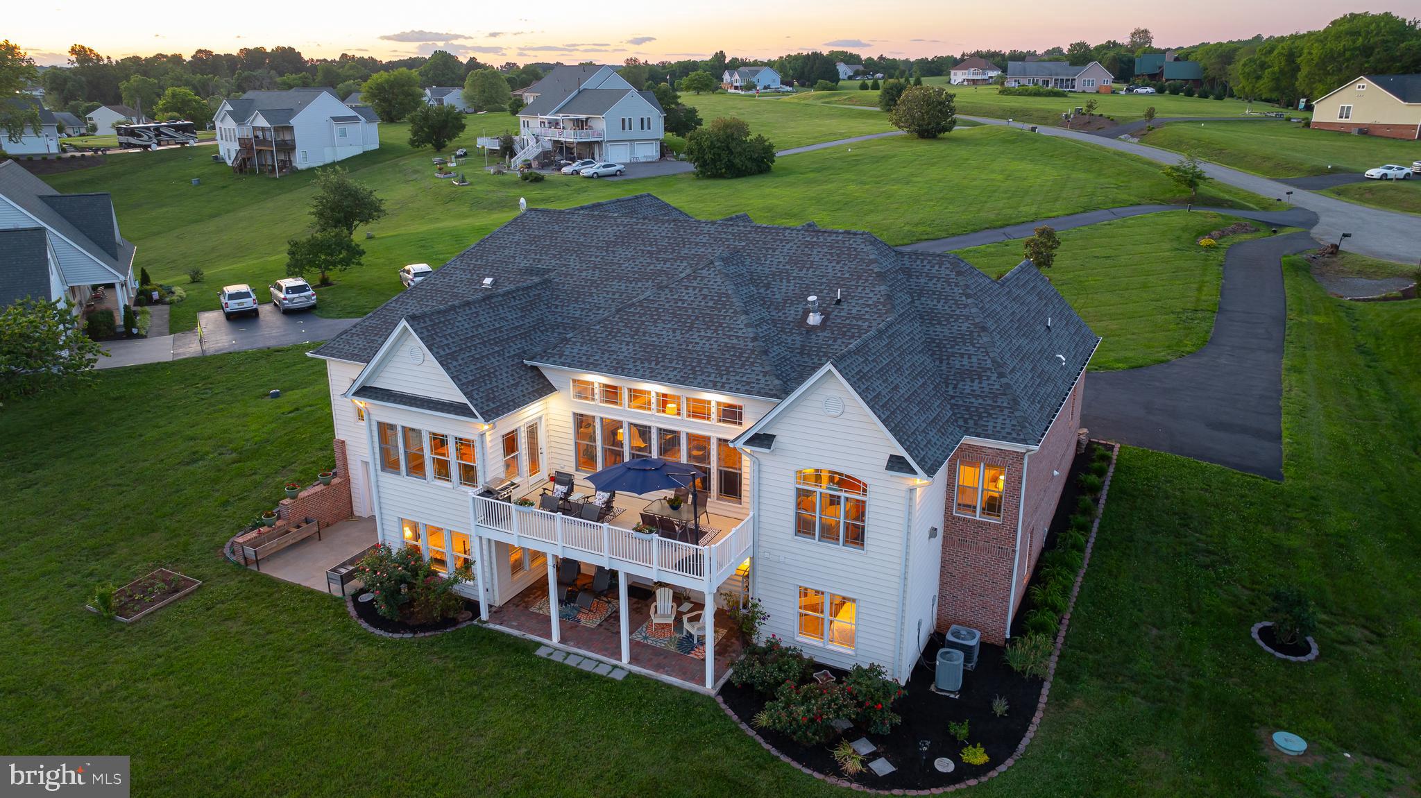 SUNSET HARBOUR - Residential