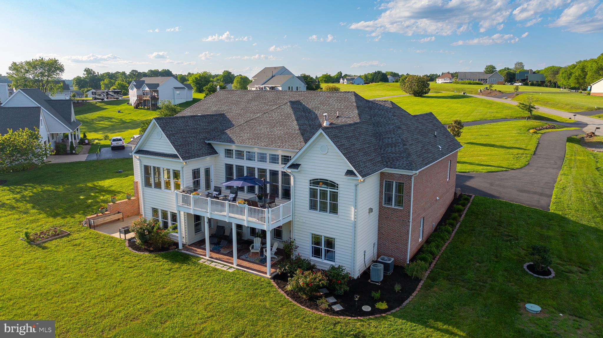 SUNSET HARBOUR - Residential