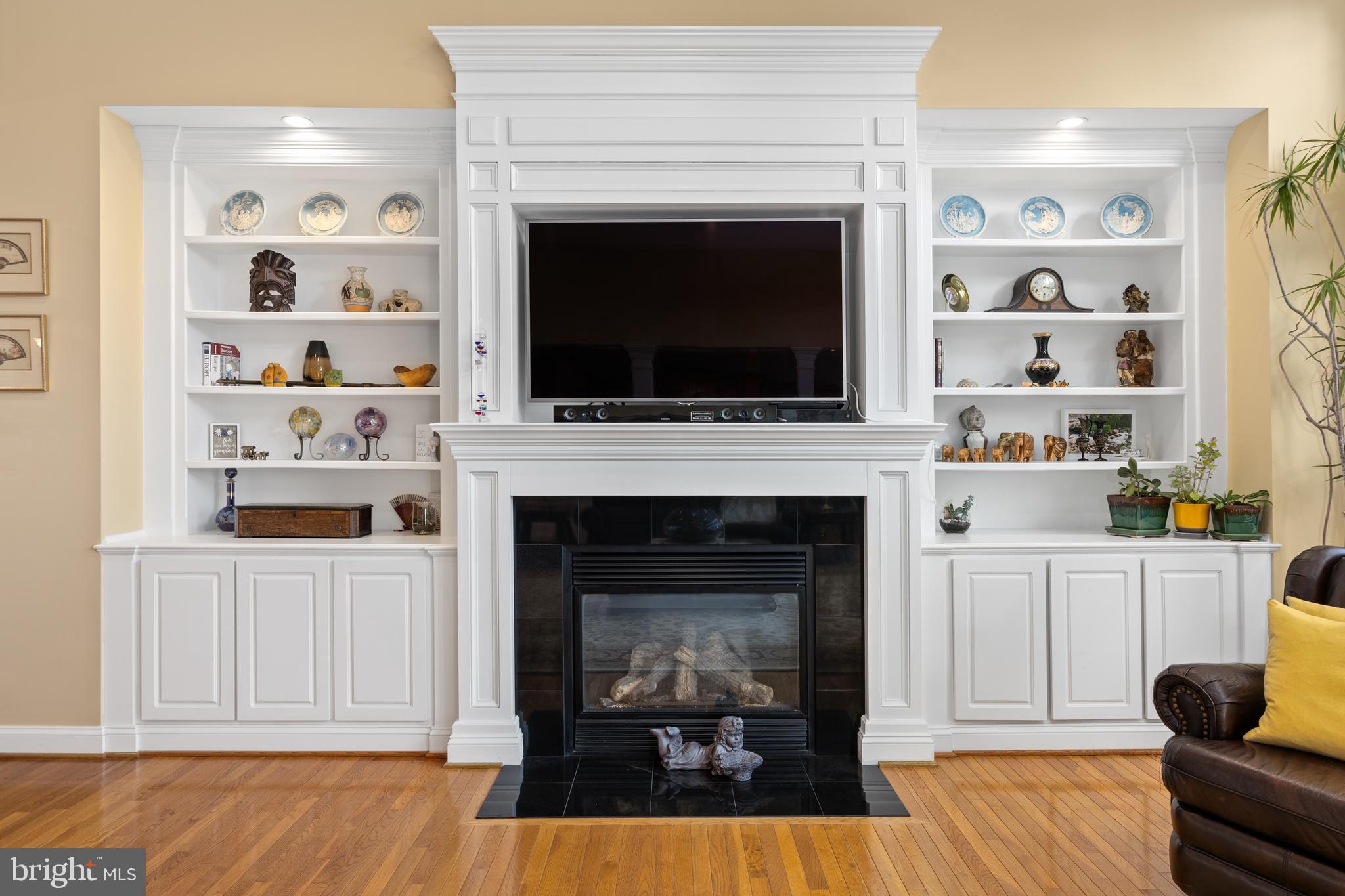 SUNSET HARBOUR - Residential