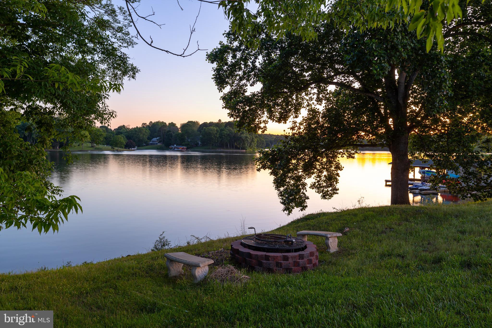 SUNSET HARBOUR - Residential