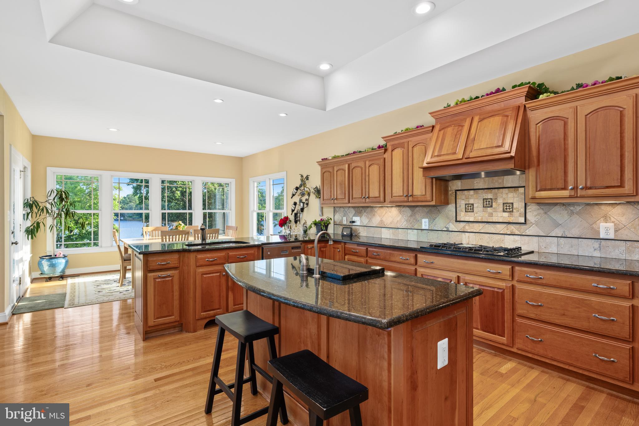 SUNSET HARBOUR - Residential