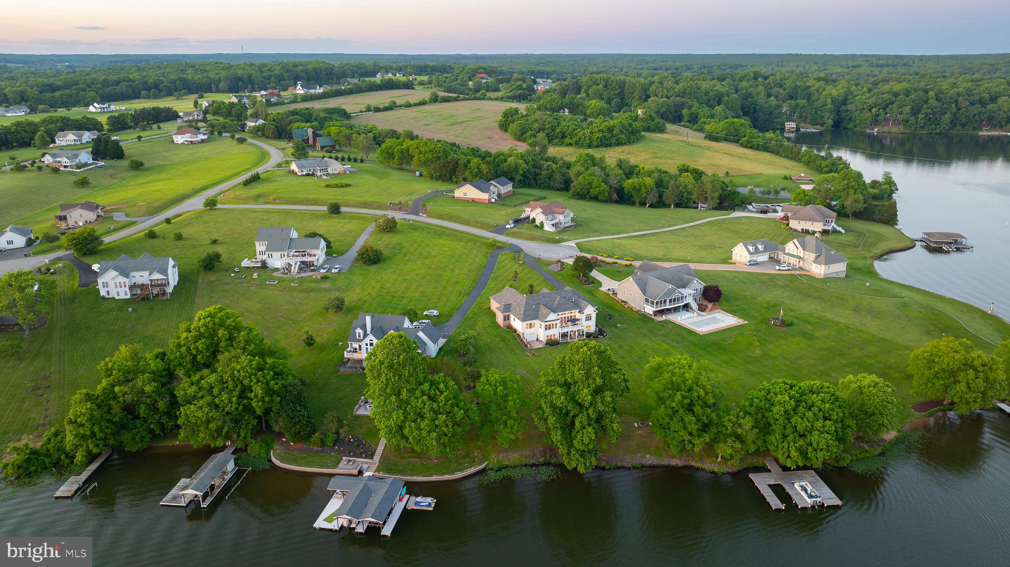 SUNSET HARBOUR - Residential