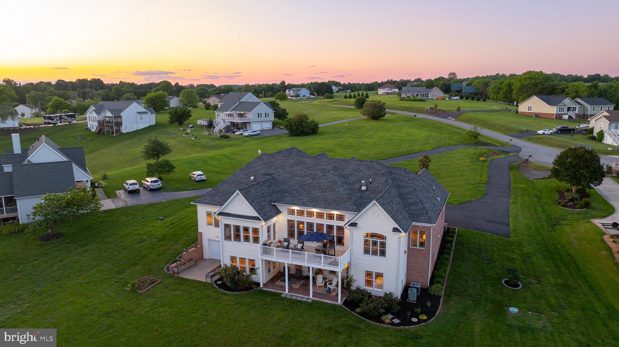 SUNSET HARBOUR - Residential