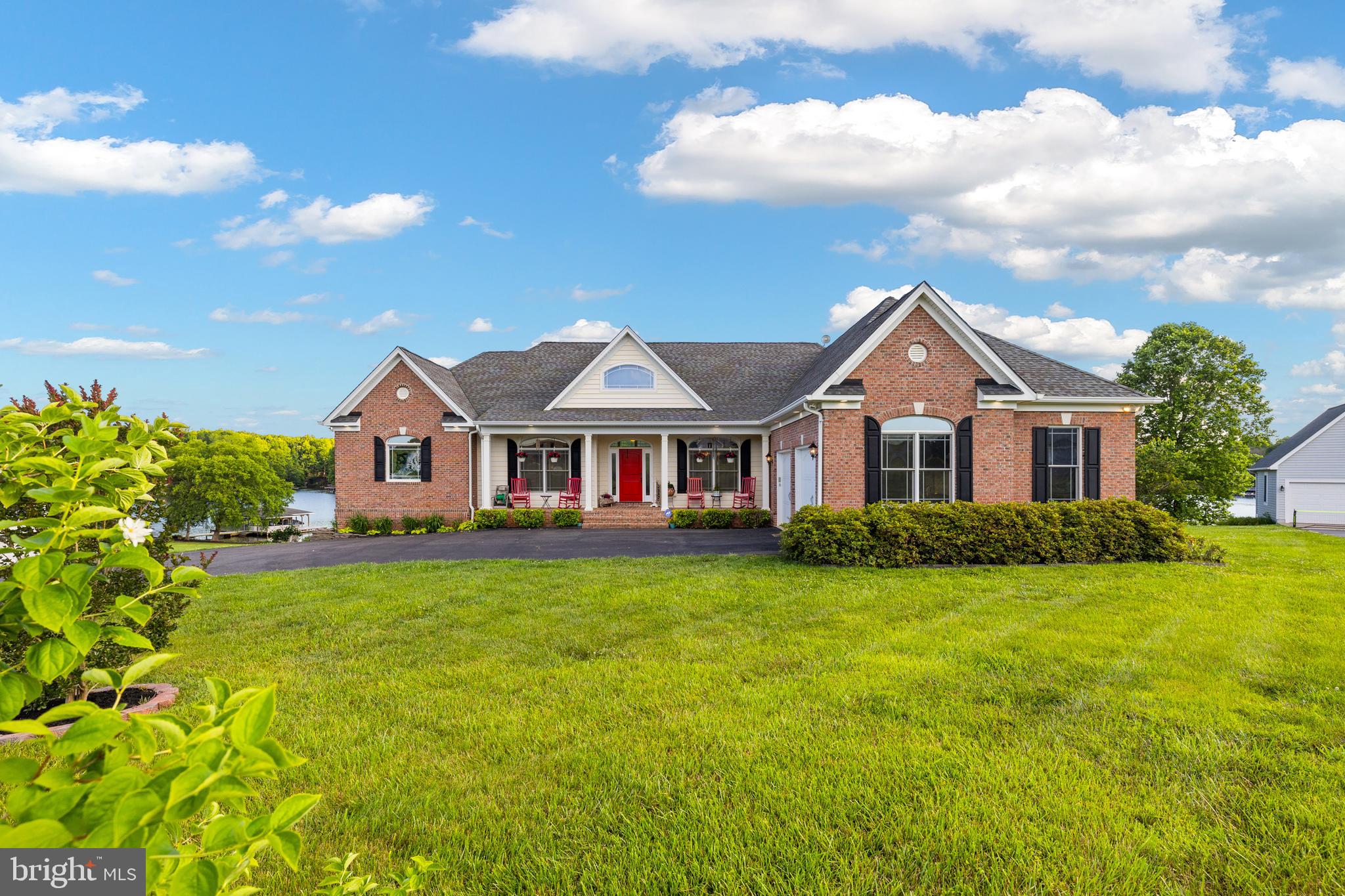 SUNSET HARBOUR - Residential