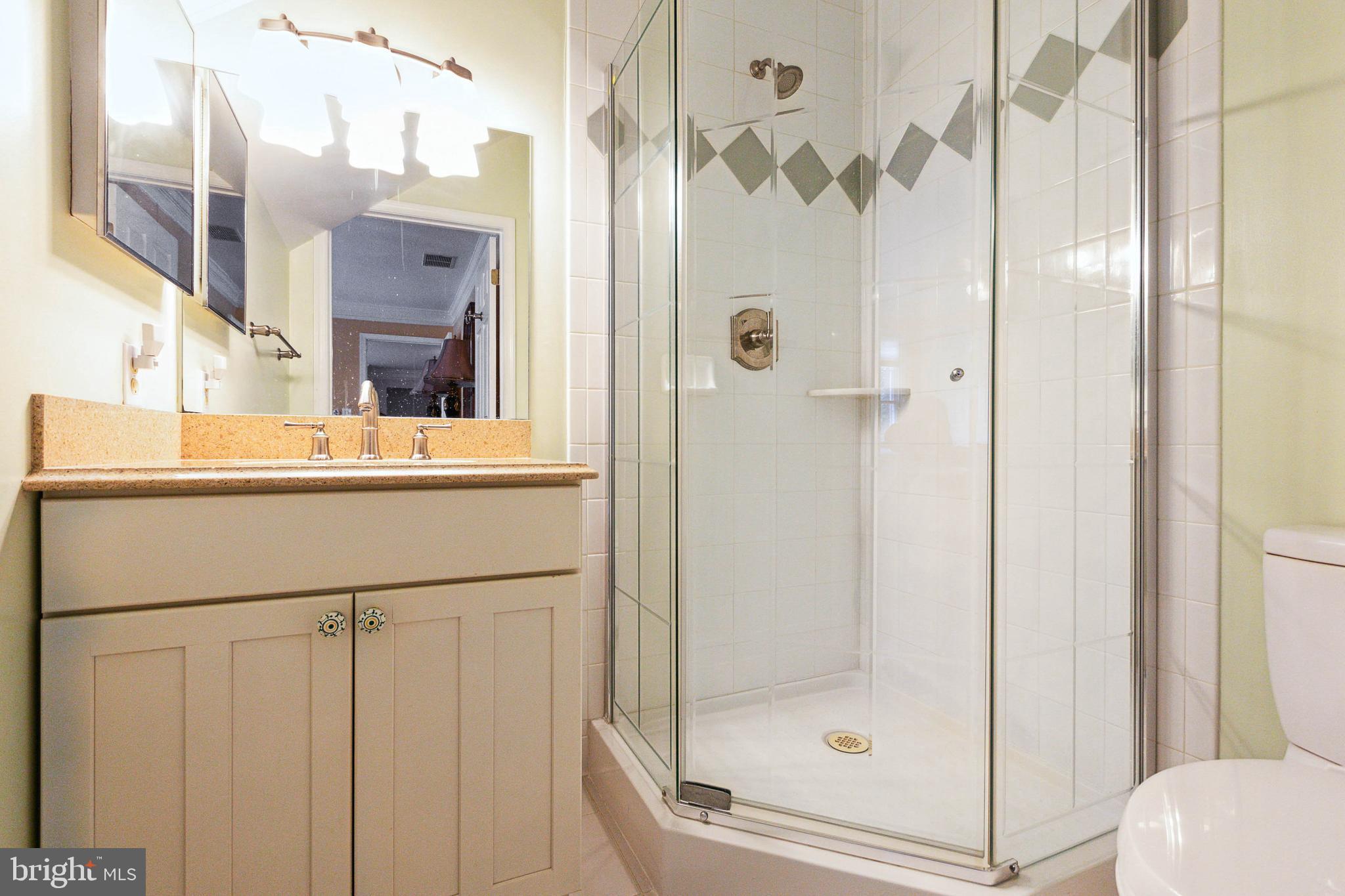 HUNTER MILL ESTATES - Residential Lease