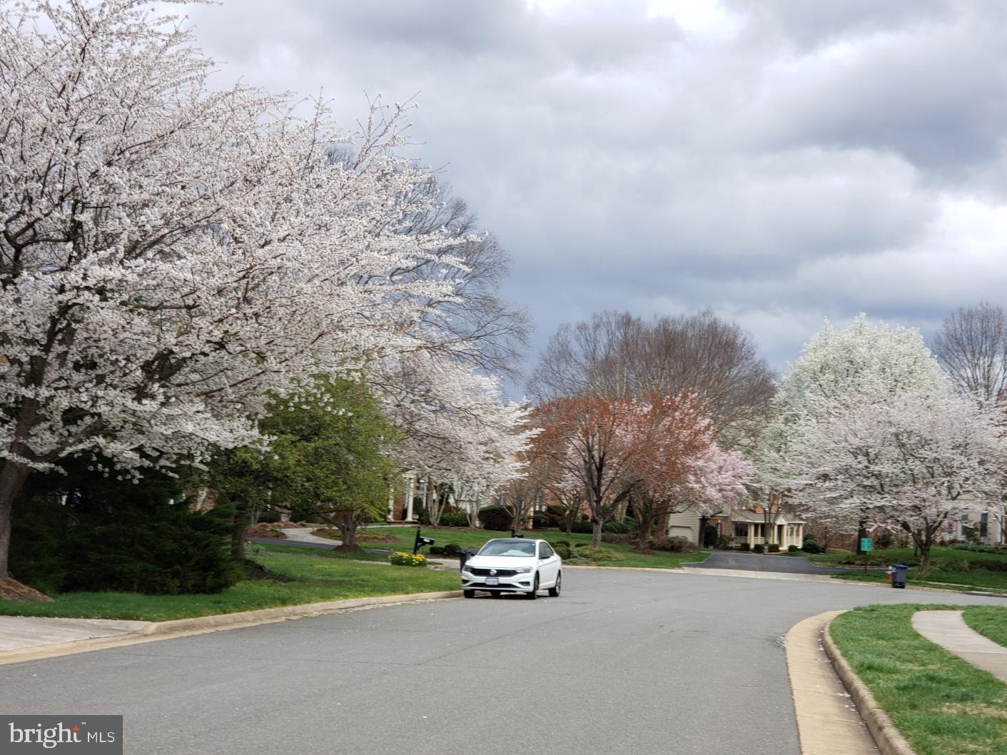 HUNTER MILL ESTATES - Residential Lease