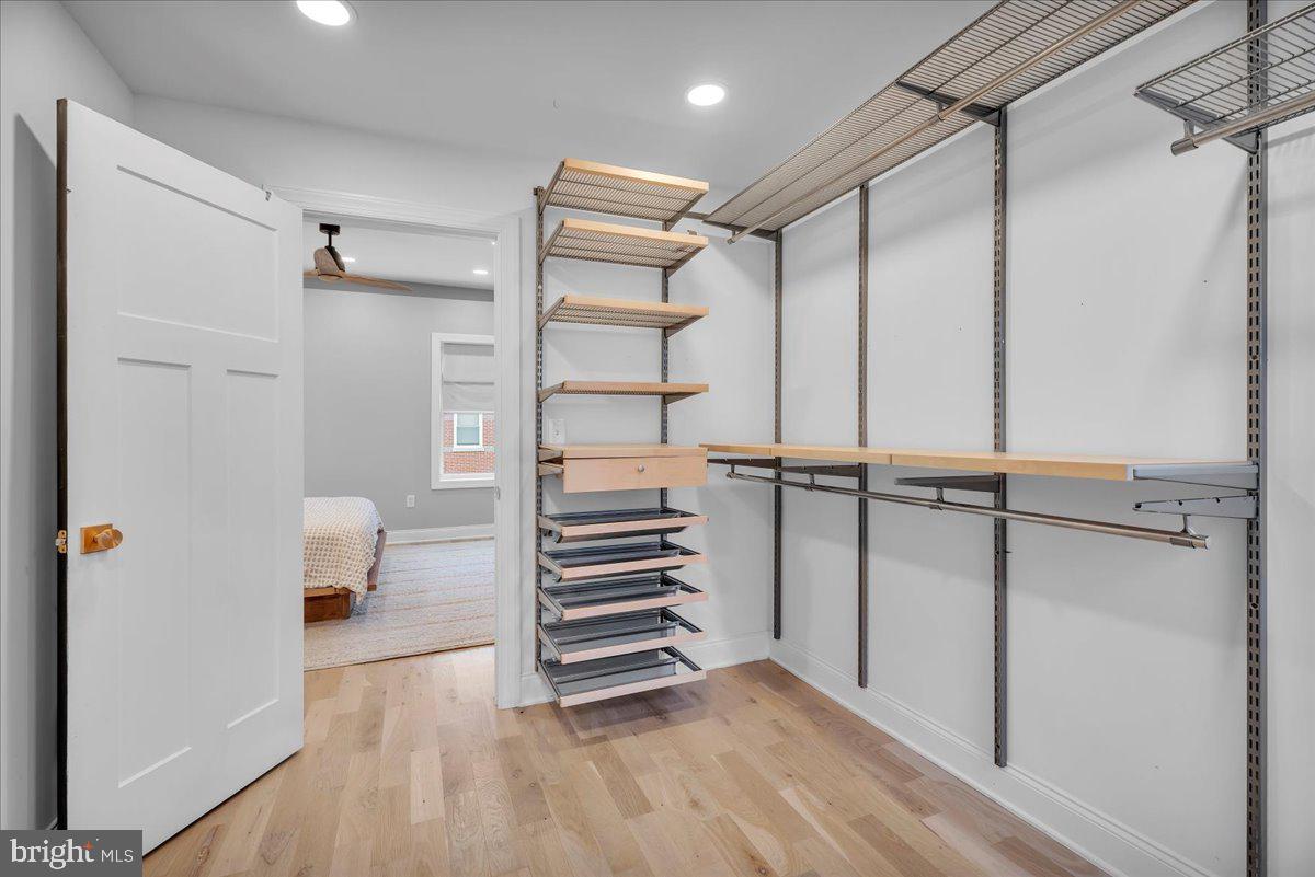 FRANCISVILLE - Residential