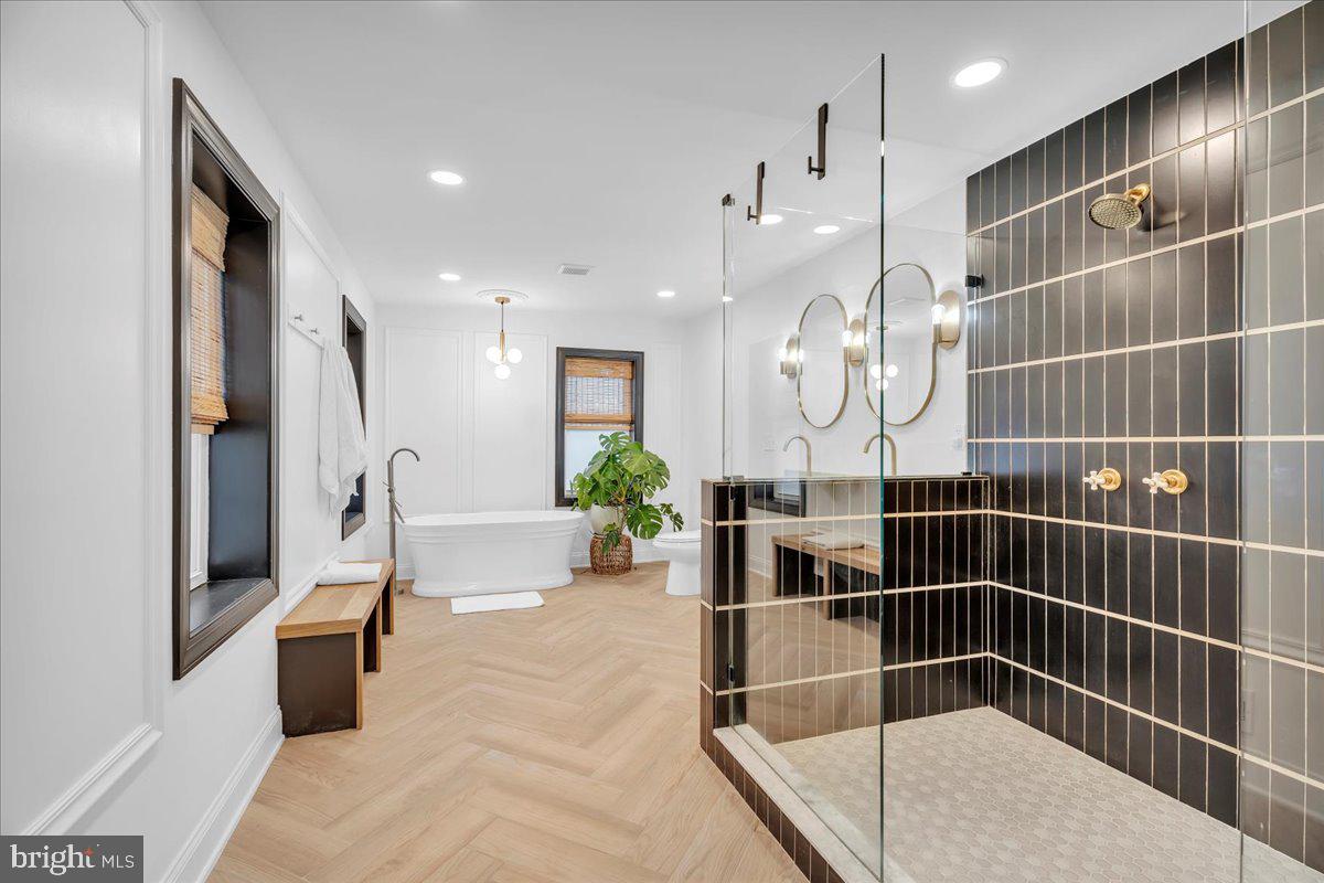 FRANCISVILLE - Residential