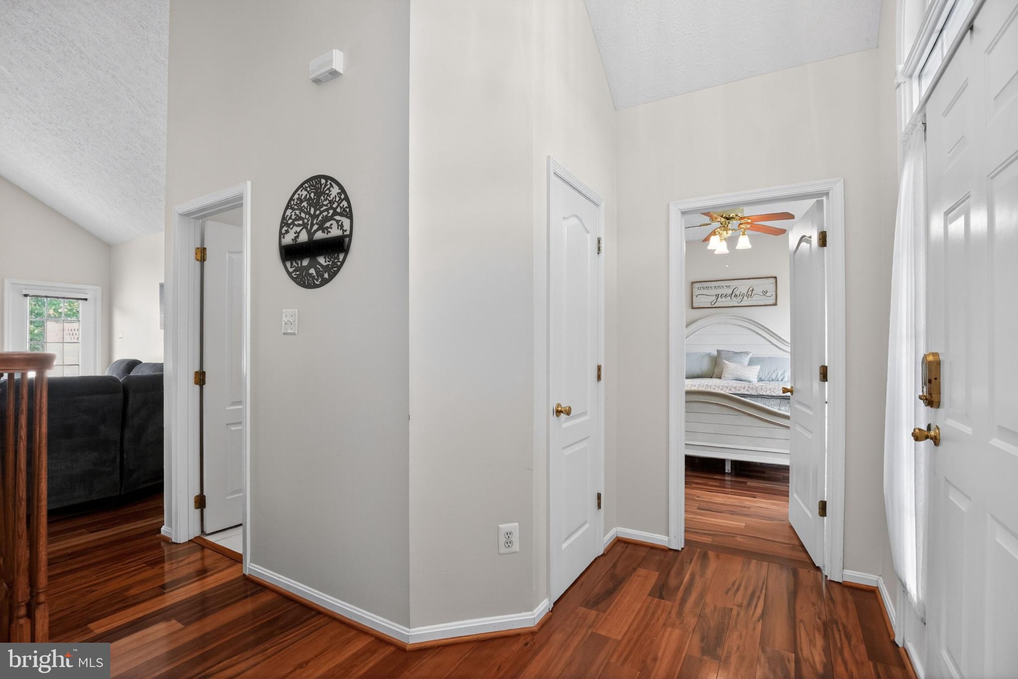 HILLMEADE - Residential