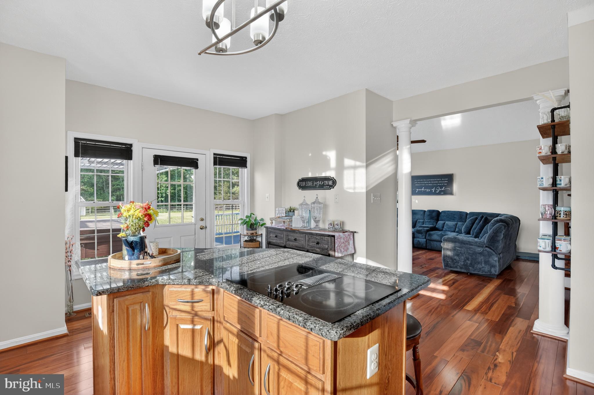 HILLMEADE - Residential