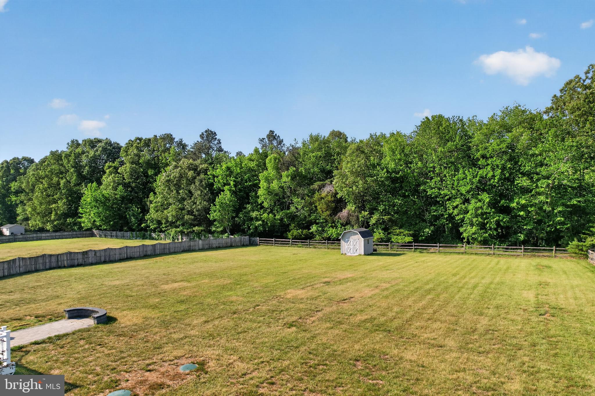 HILLMEADE - Residential