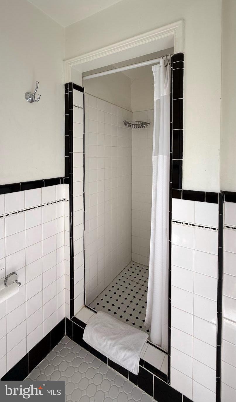 BEECHWOOD - Residential