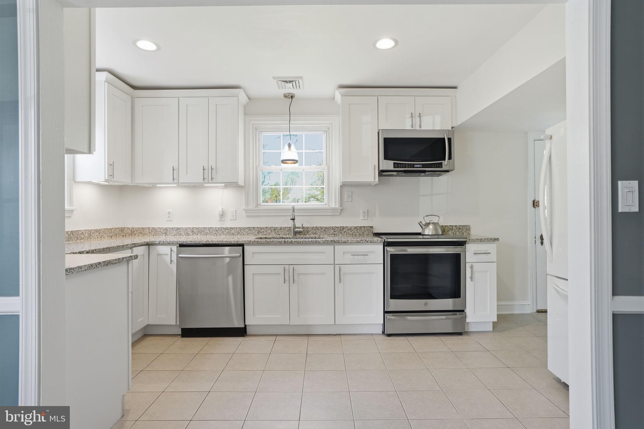 BEECHWOOD - Residential