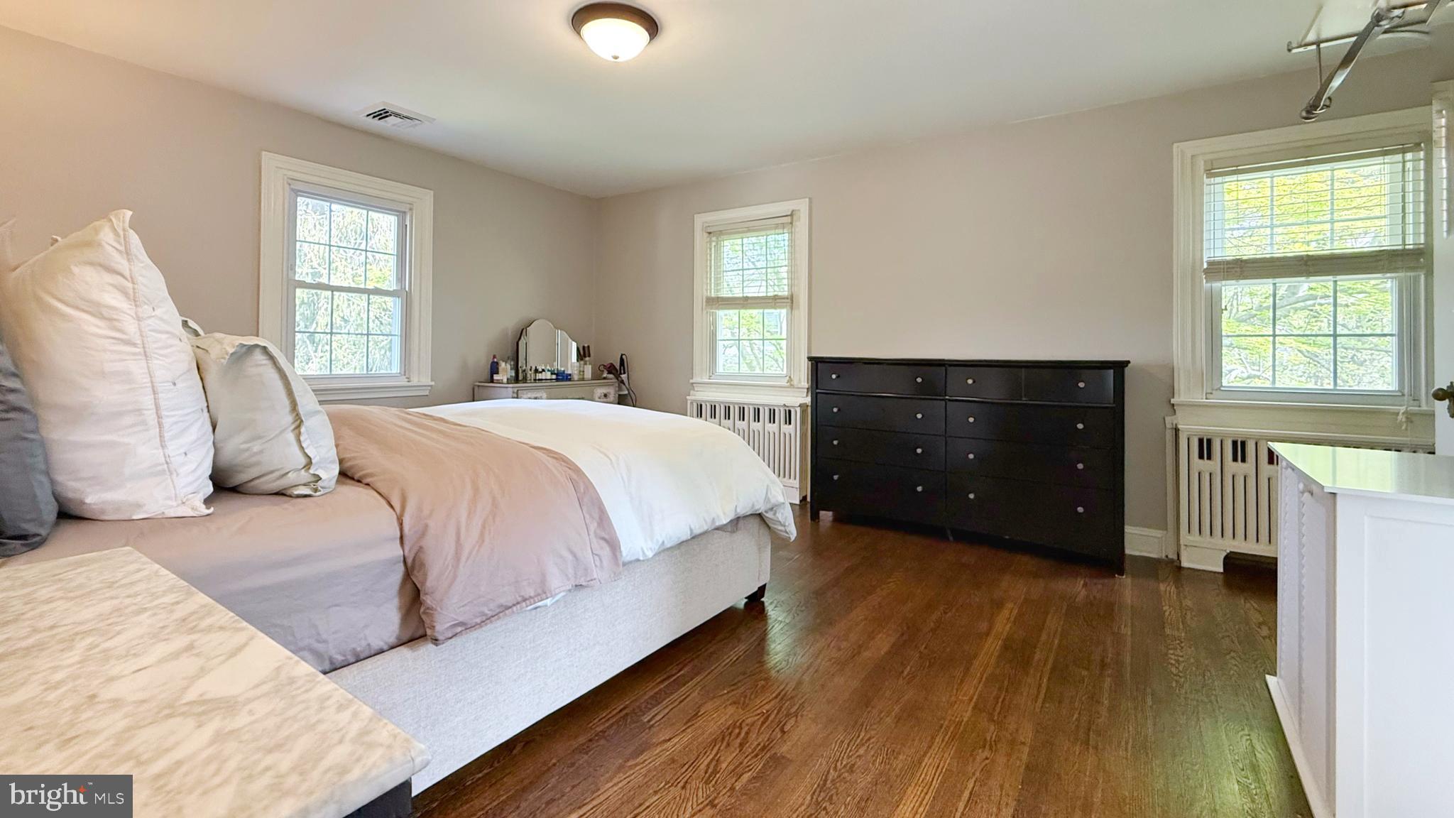 BEECHWOOD - Residential