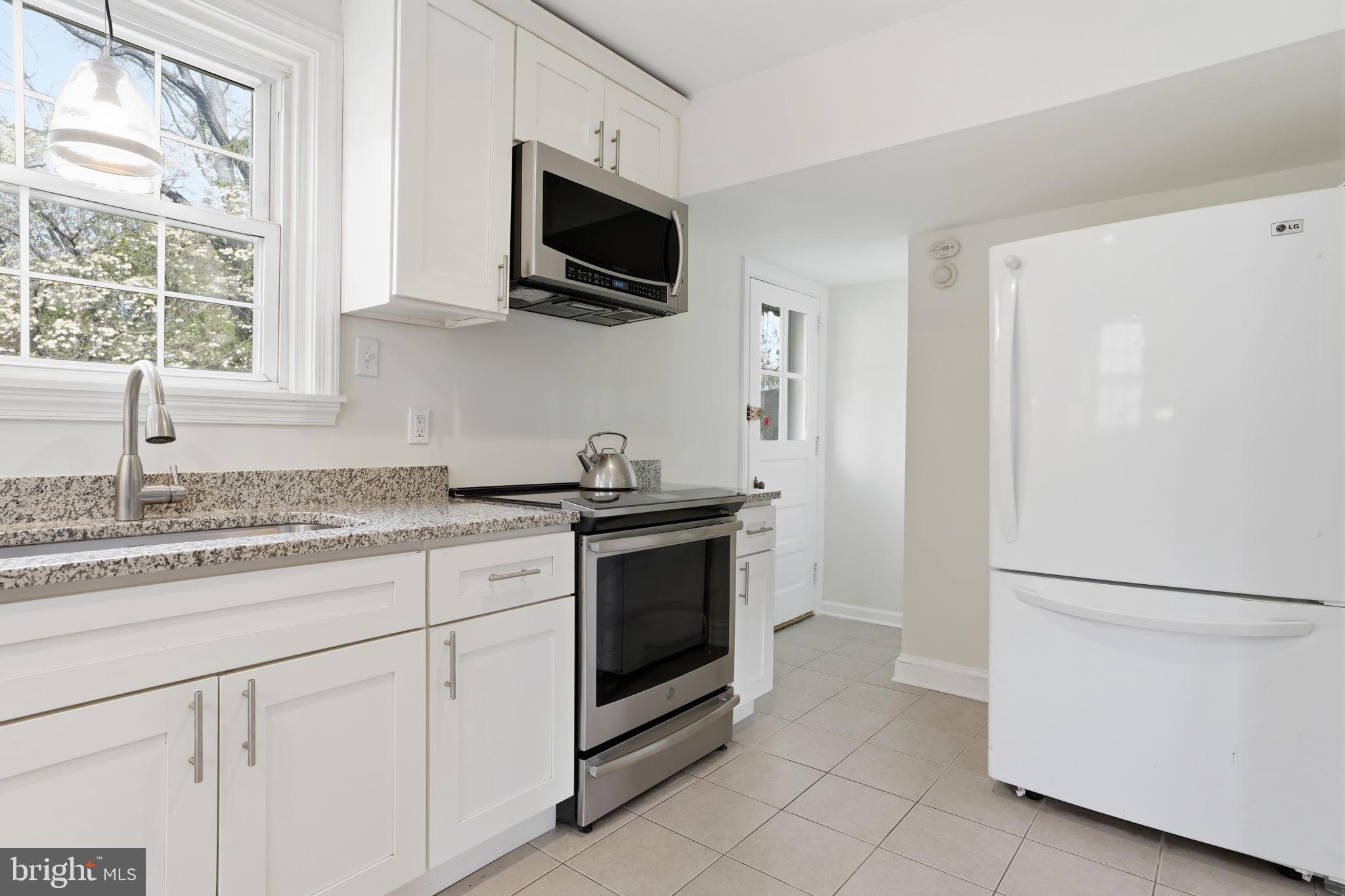 BEECHWOOD - Residential