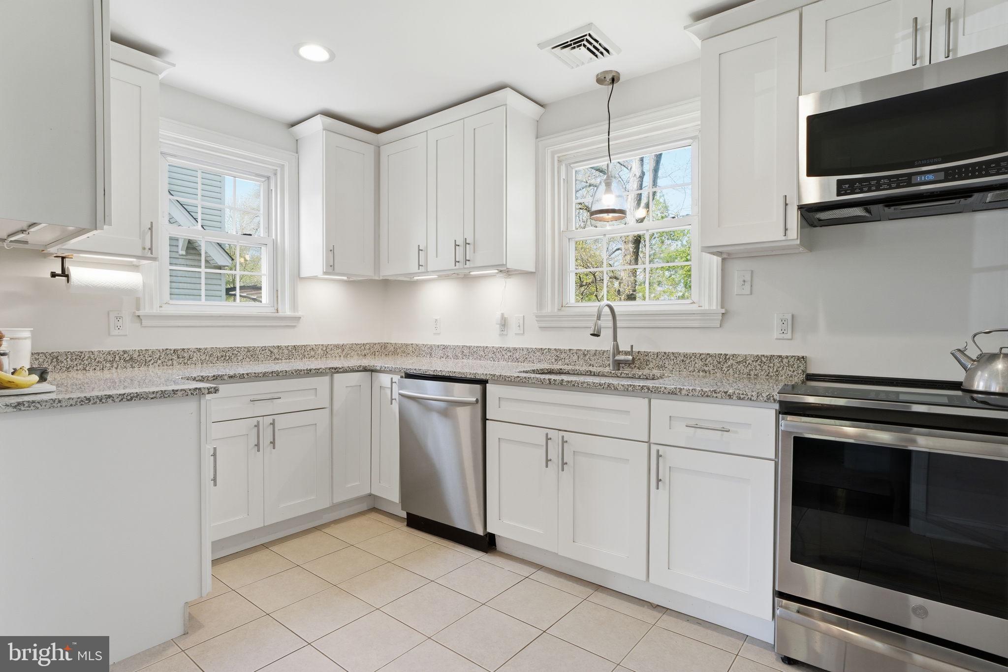 BEECHWOOD - Residential