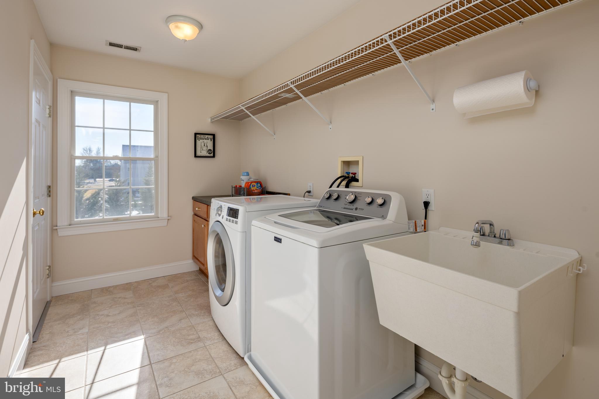 BENTONS PLEASURE - Residential