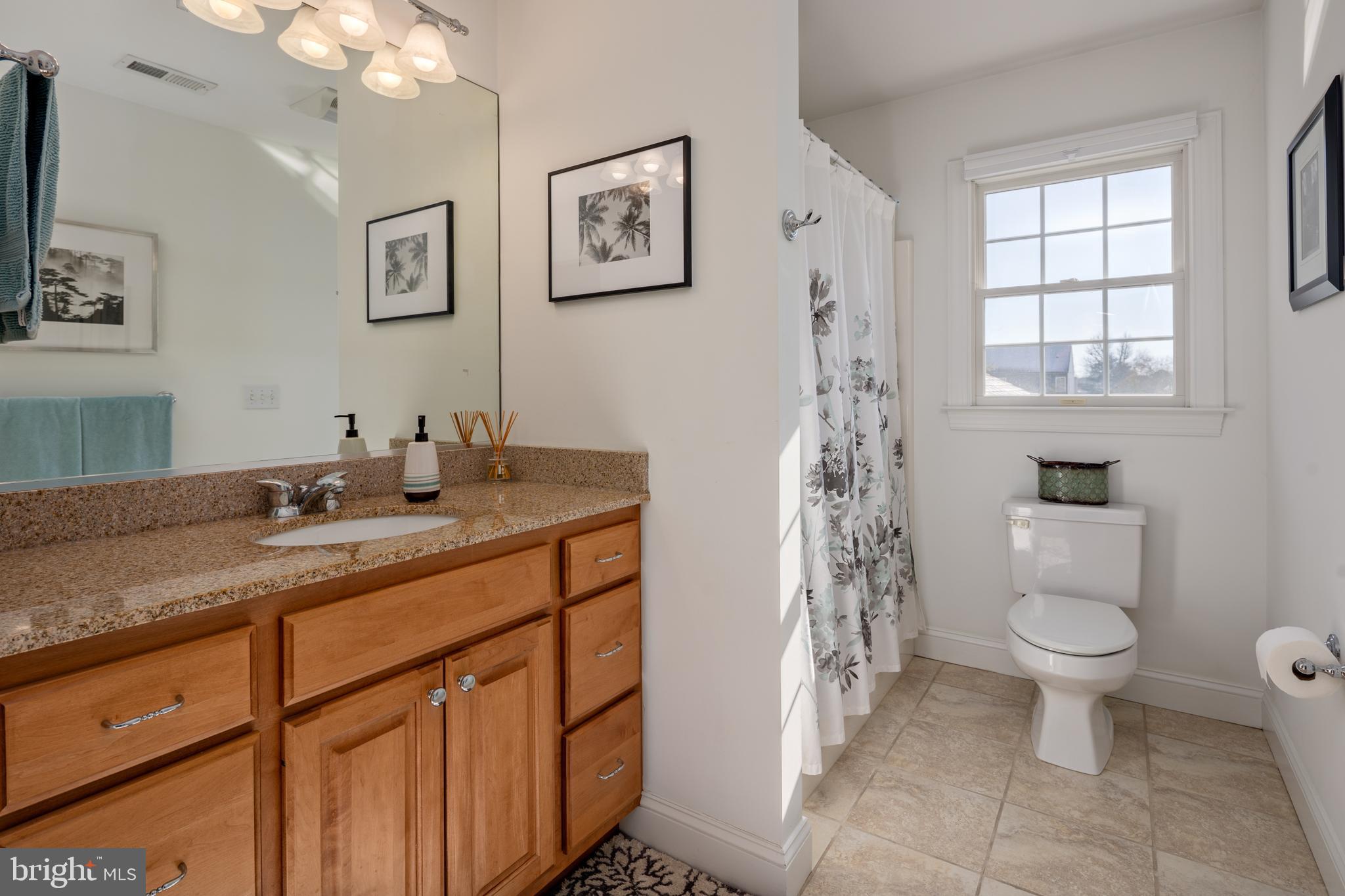 BENTONS PLEASURE - Residential