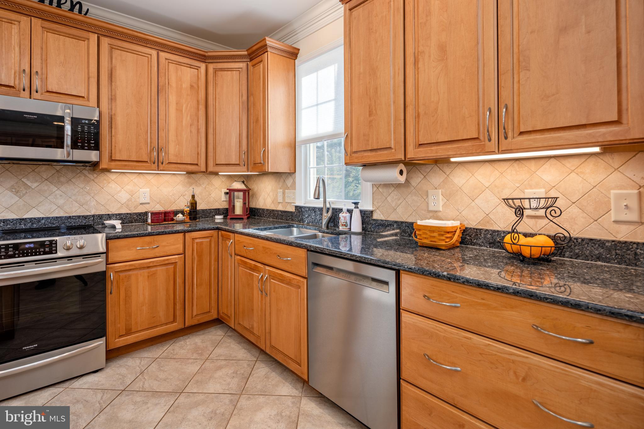 BENTONS PLEASURE - Residential