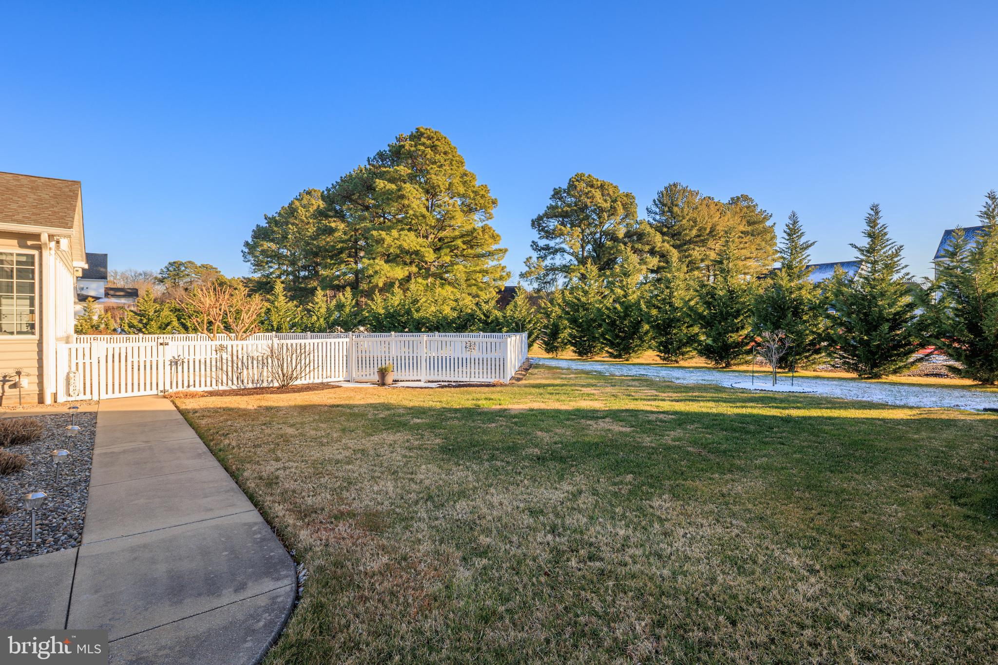 BENTONS PLEASURE - Residential