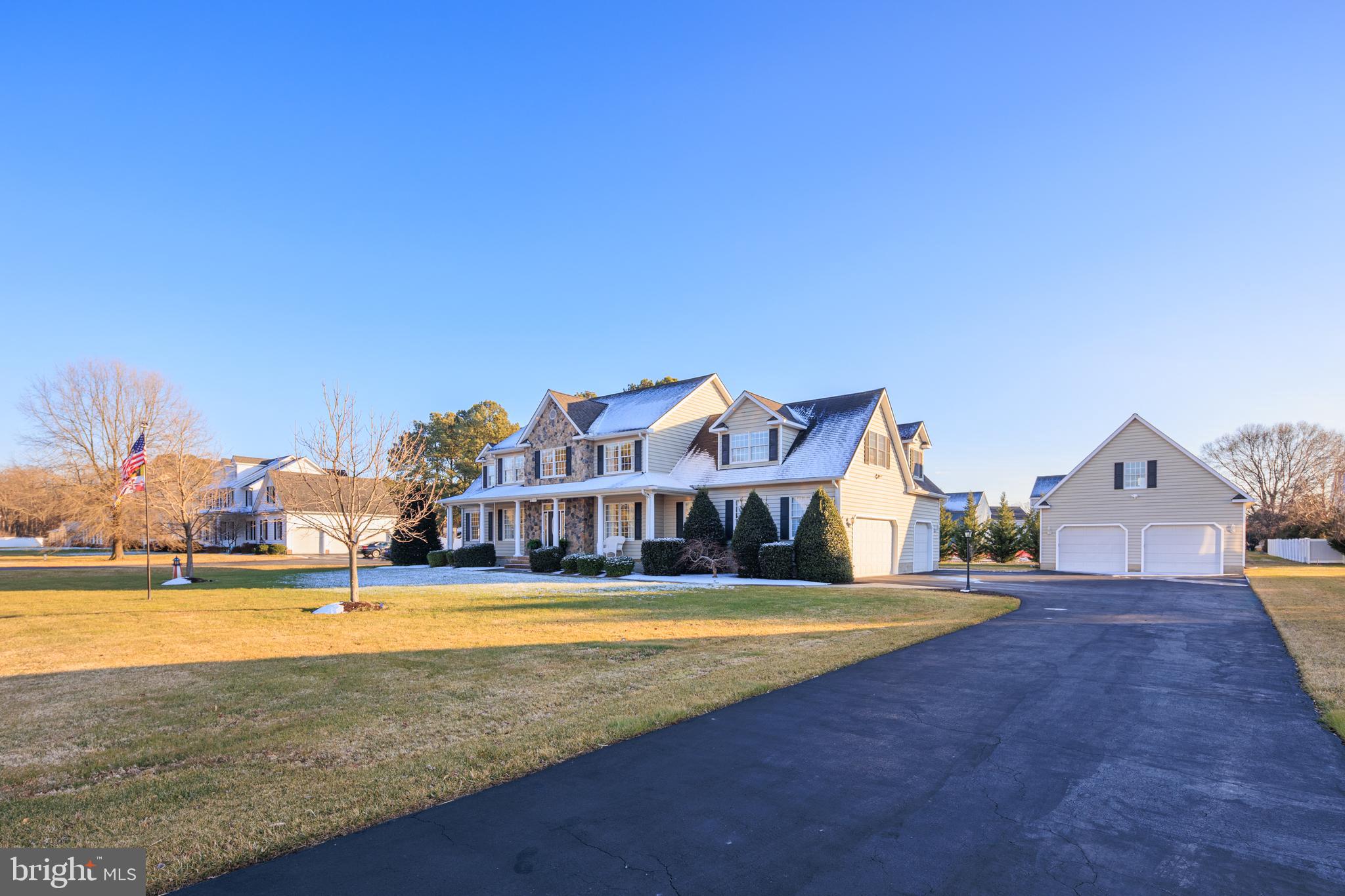 BENTONS PLEASURE - Residential