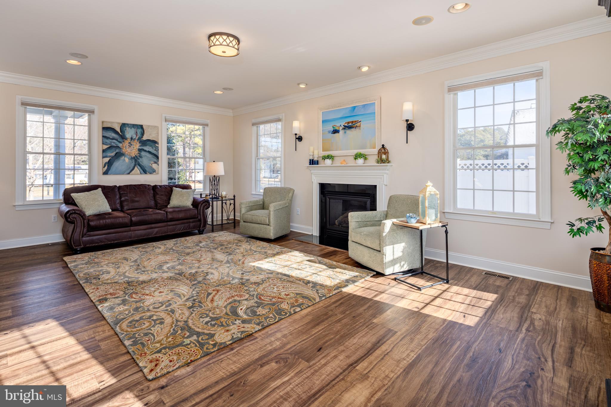 BENTONS PLEASURE - Residential