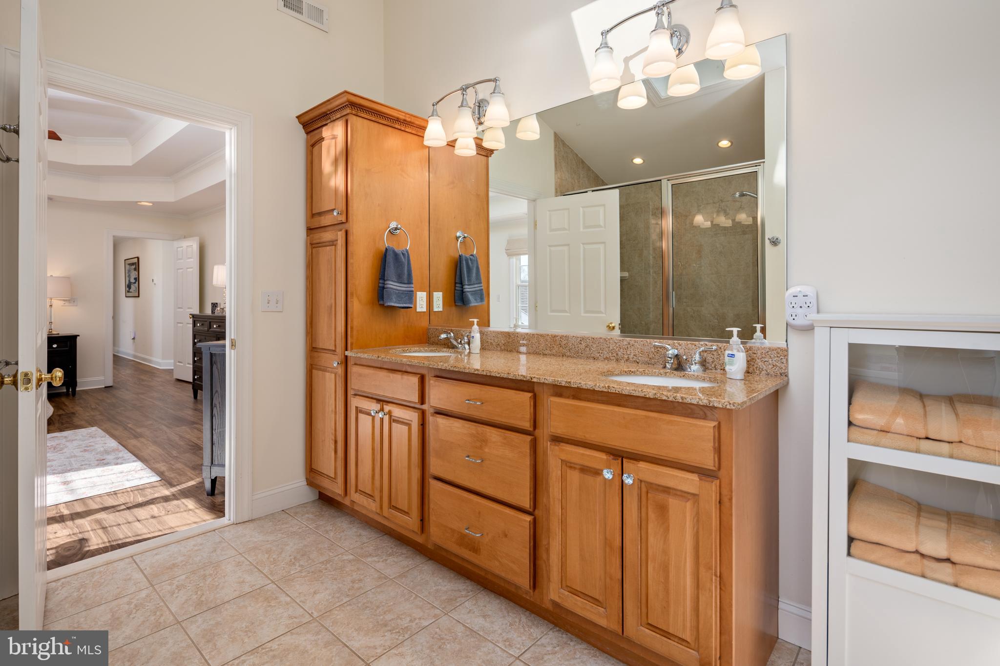 BENTONS PLEASURE - Residential