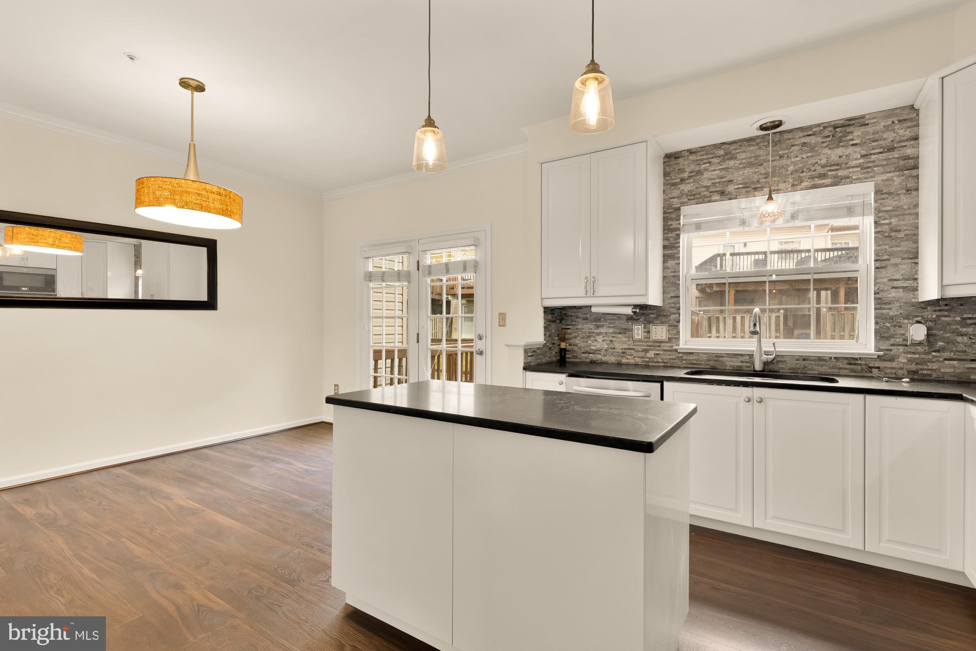 CLOVERLEAF TOWNHOMES - Residential