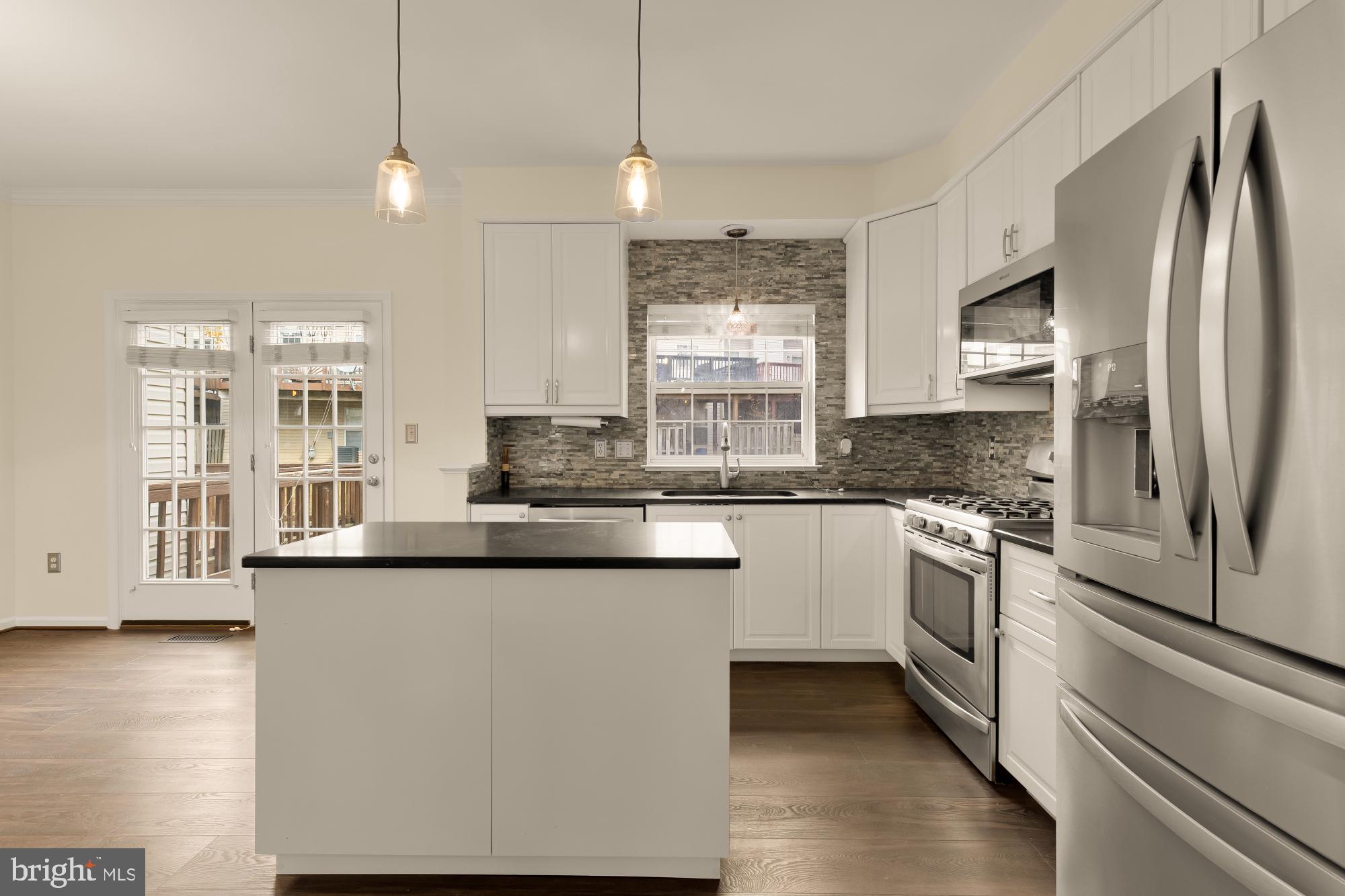 CLOVERLEAF TOWNHOMES - Residential