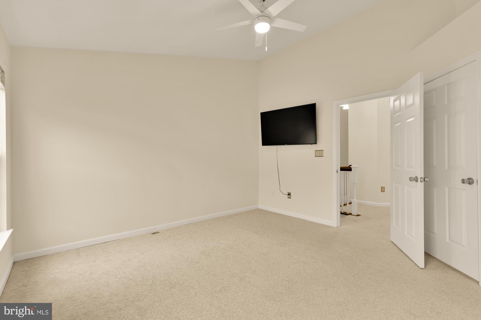 CLOVERLEAF TOWNHOMES - Residential