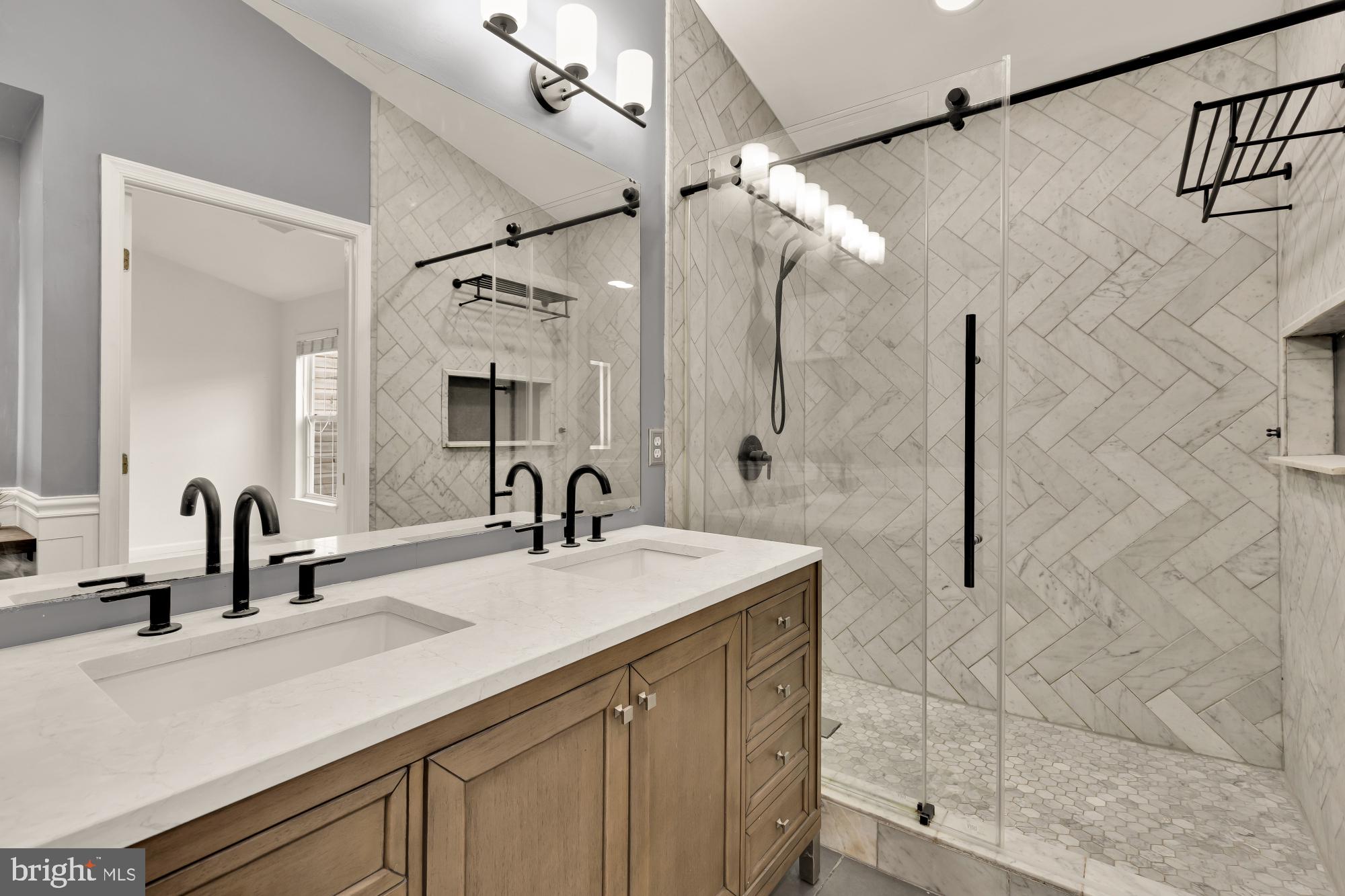 CLOVERLEAF TOWNHOMES - Residential