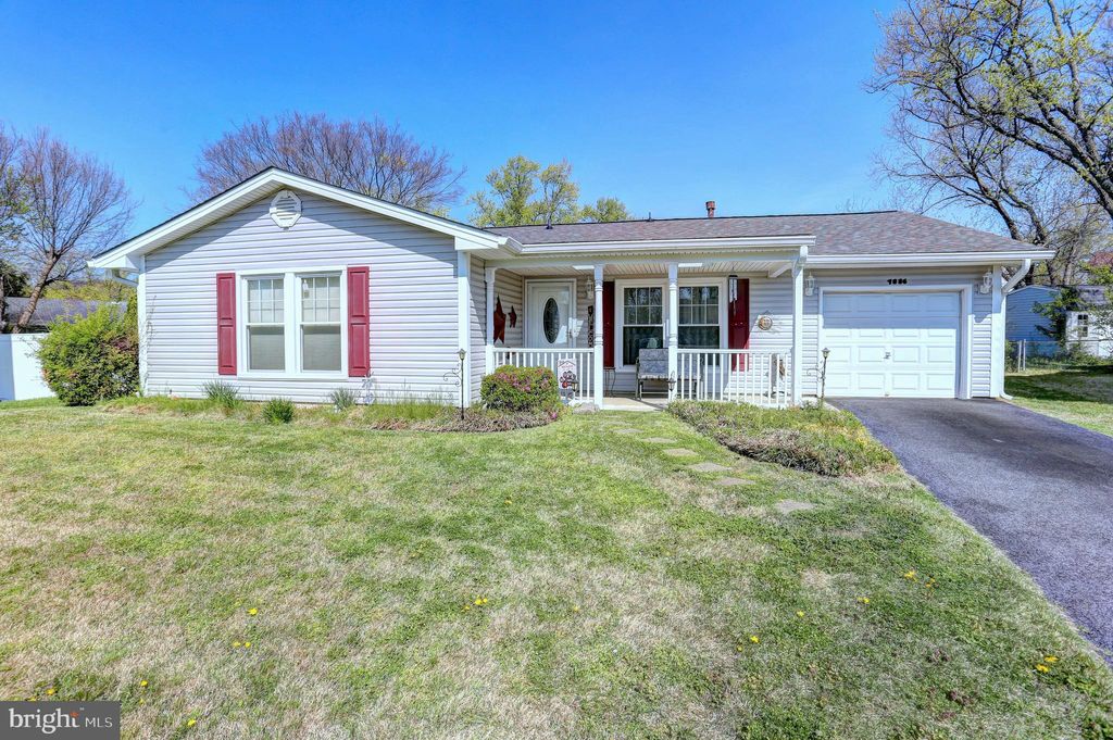 Photo of 7886 Huguenot Court, SEVERN, MD 21144 (MLS # MDAA2141408)