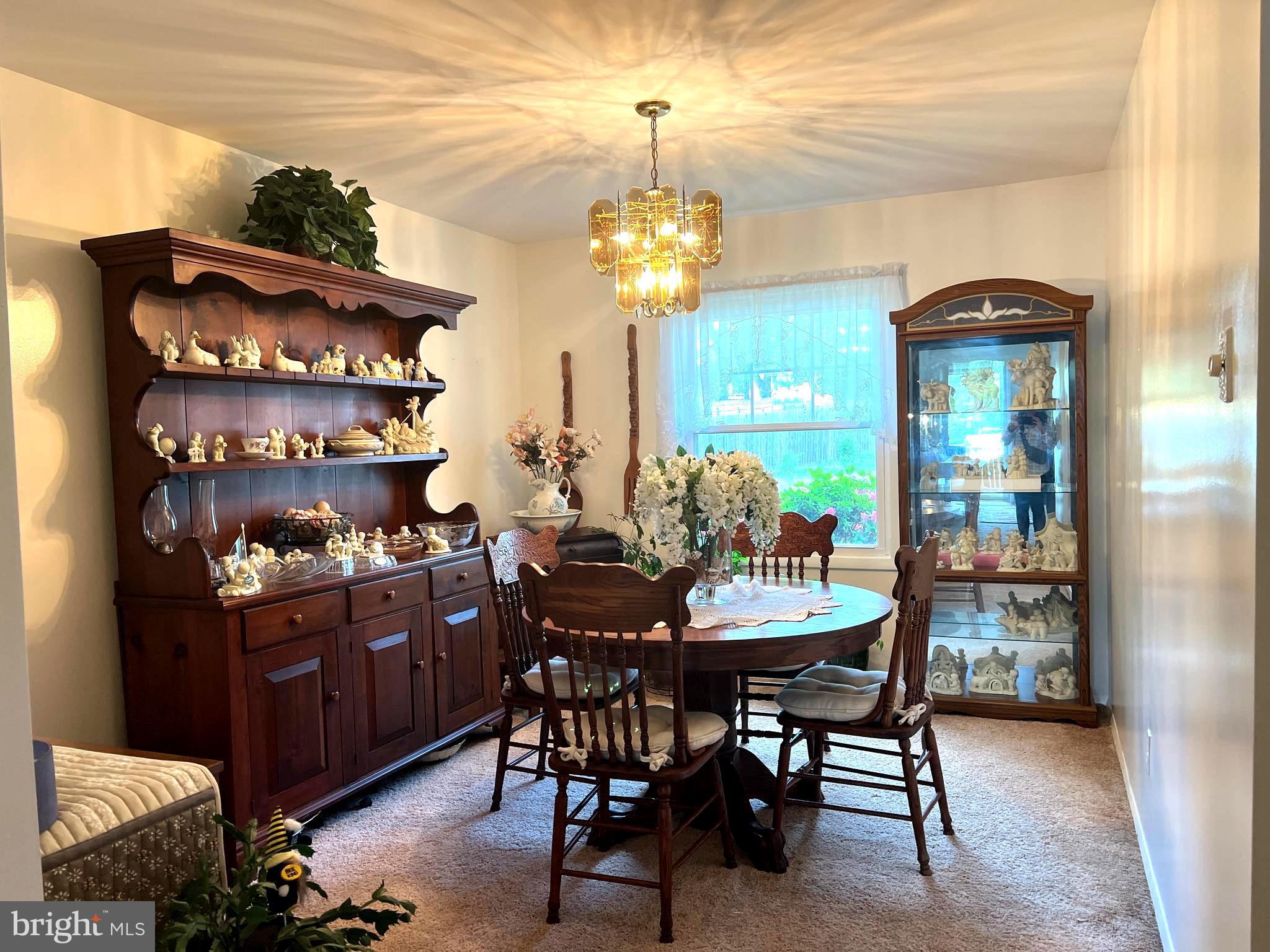 THE PROVINCES - Residential