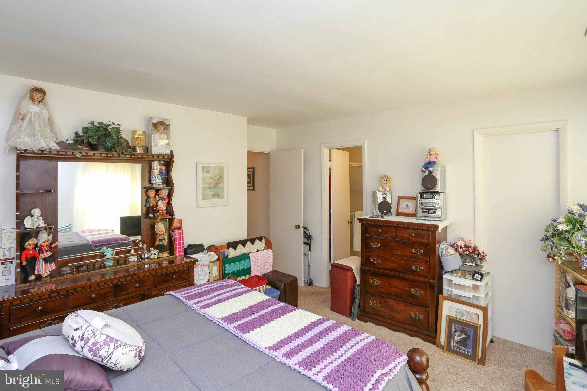 THE PROVINCES - Residential