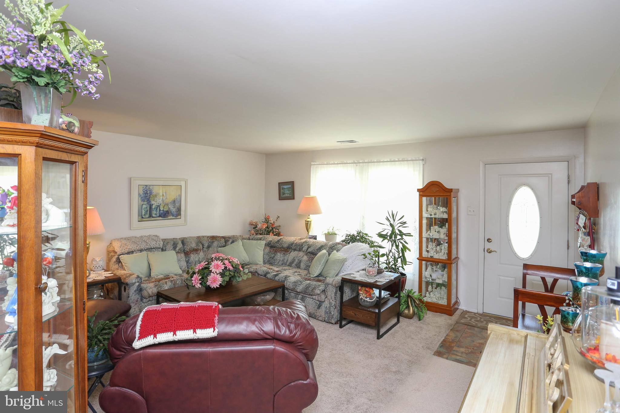 THE PROVINCES - Residential