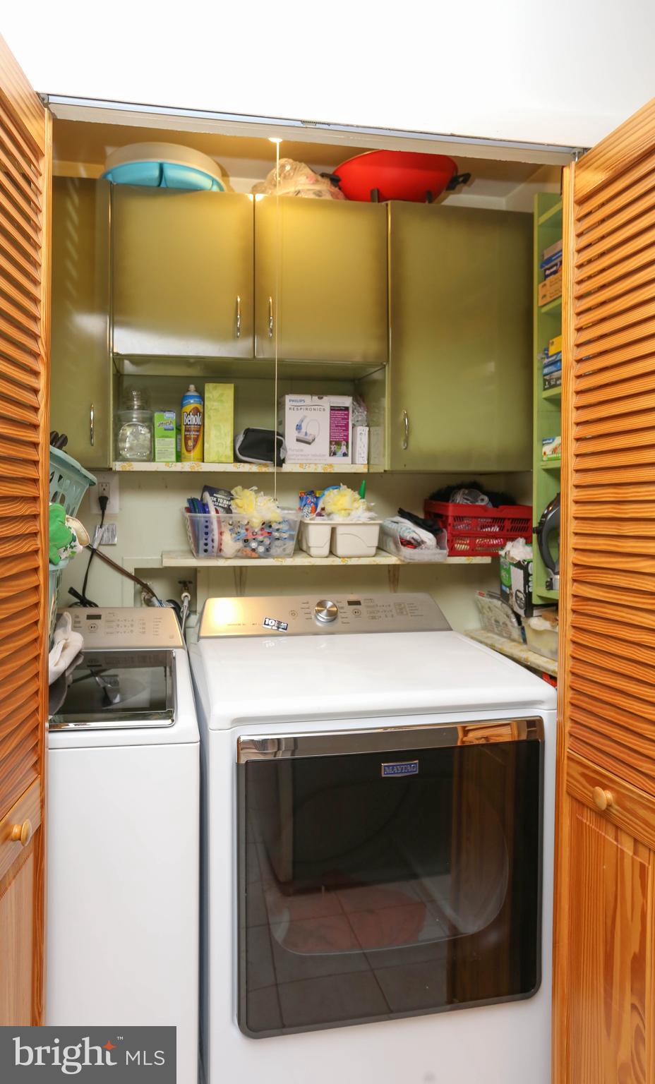 THE PROVINCES - Residential