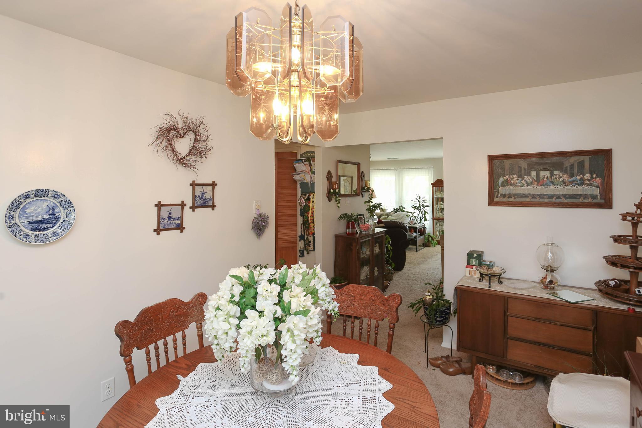 THE PROVINCES - Residential