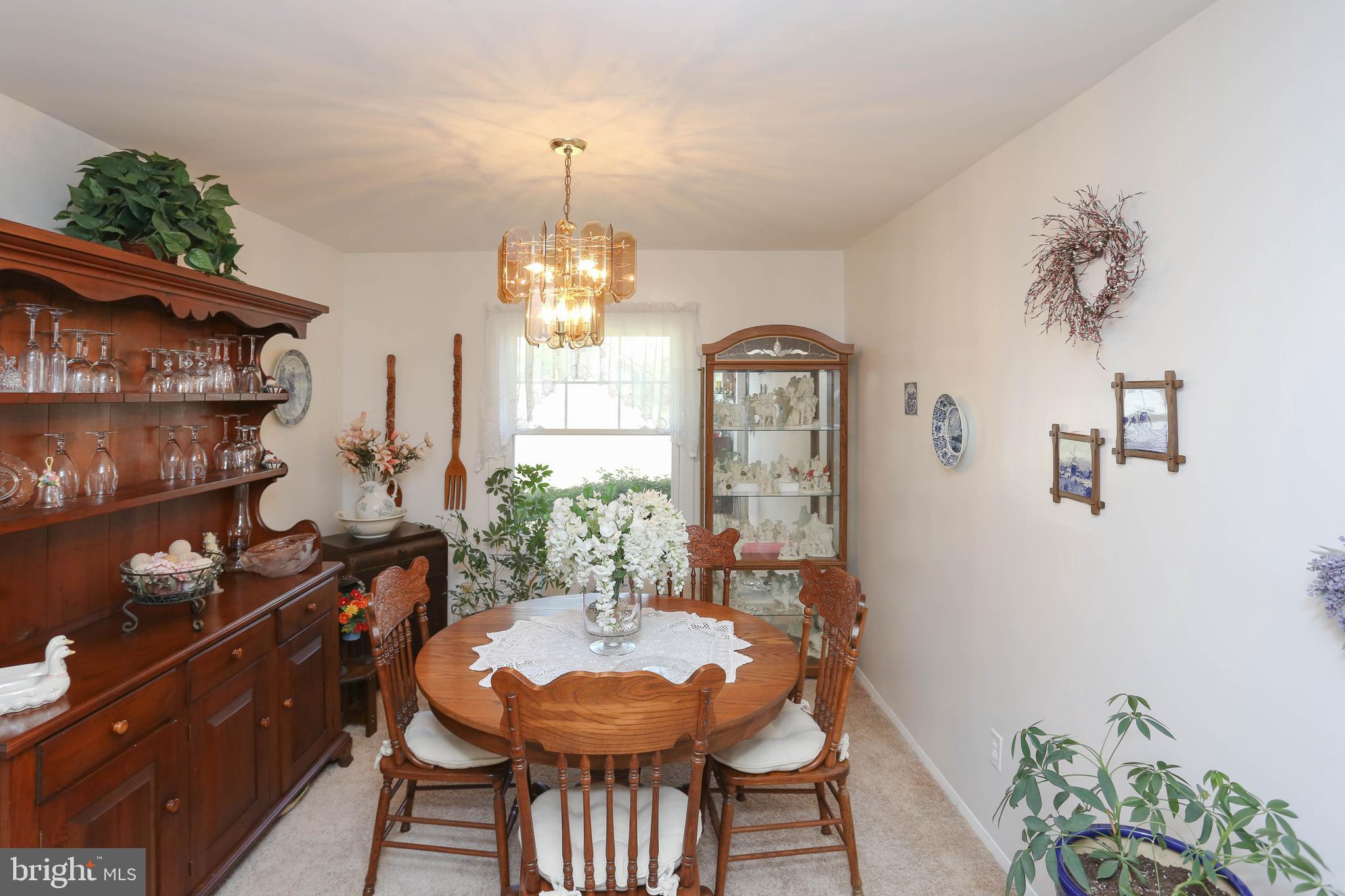 THE PROVINCES - Residential