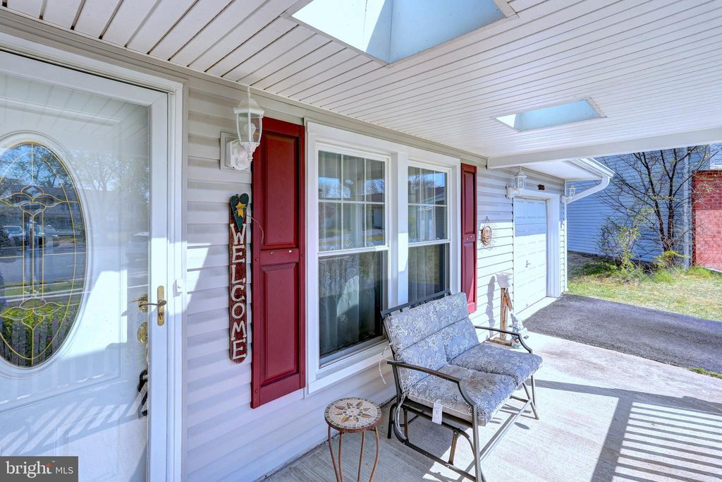 Photo of 7886 Huguenot Court, SEVERN, MD 21144 (MLS # MDAA2141408)